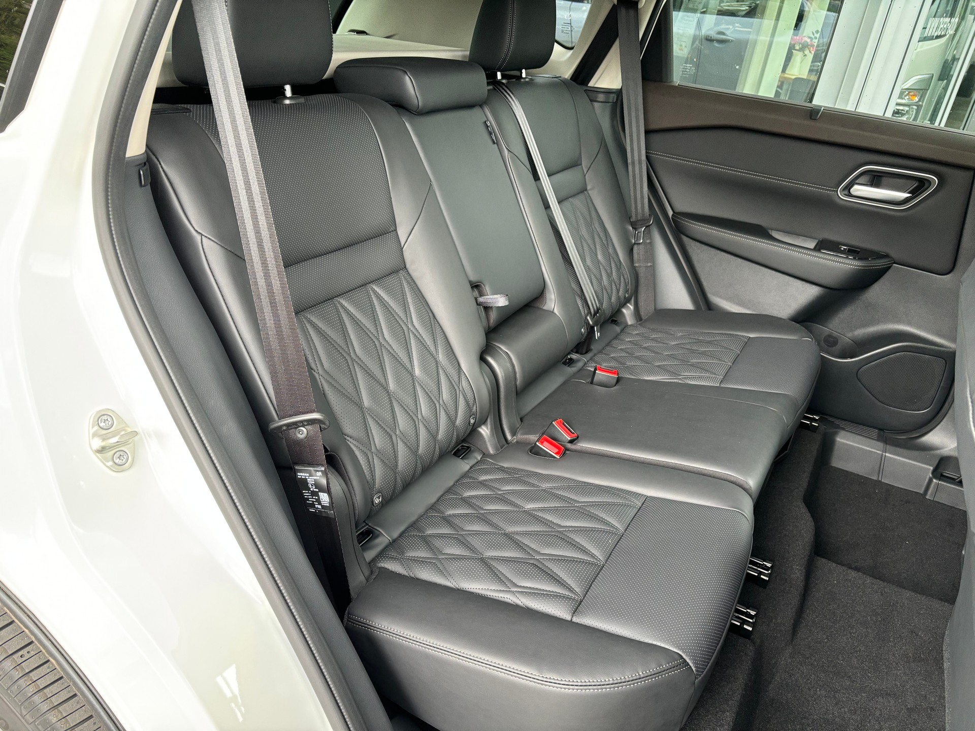 NISSAN X-Trail 1.5e-Power 4WD Tekna+-image-5