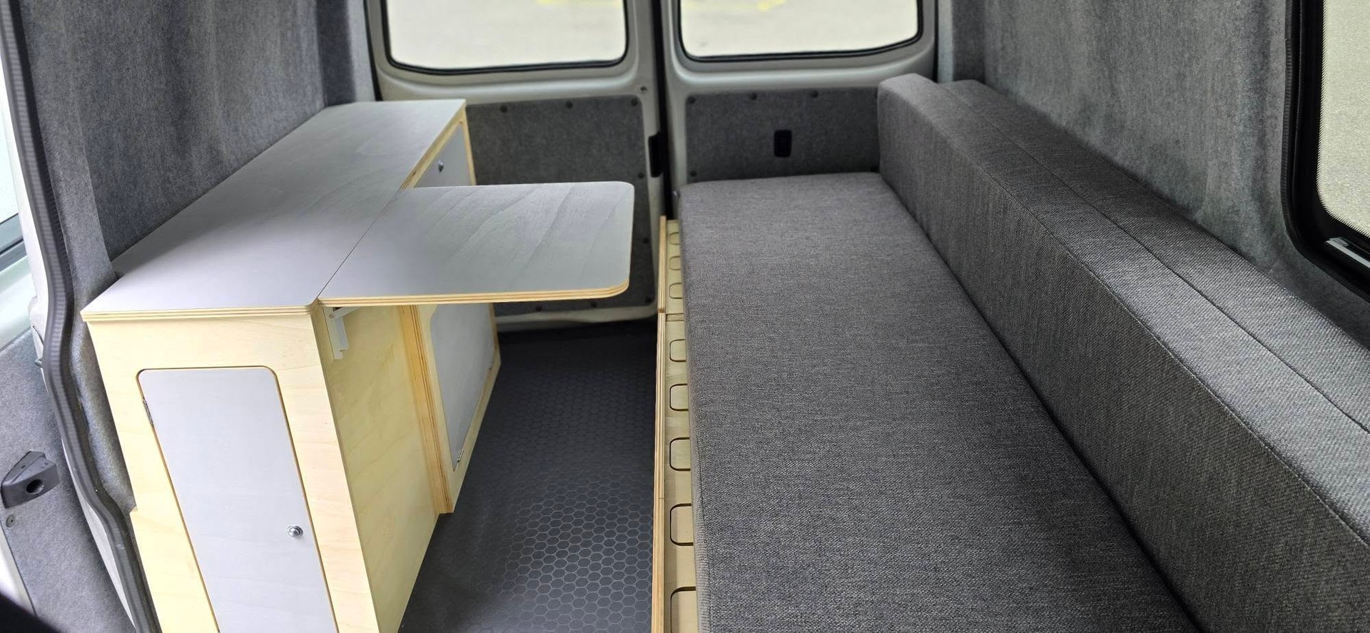 VW T6.1 CAMPER VAN 2.0 TDI 110 PS-image-22