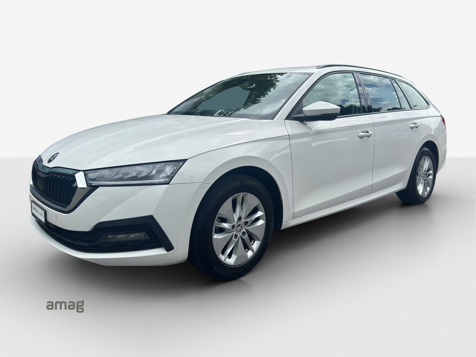 SKODA Octavia Combi 2.0 TDI DSG Ambition-image-0