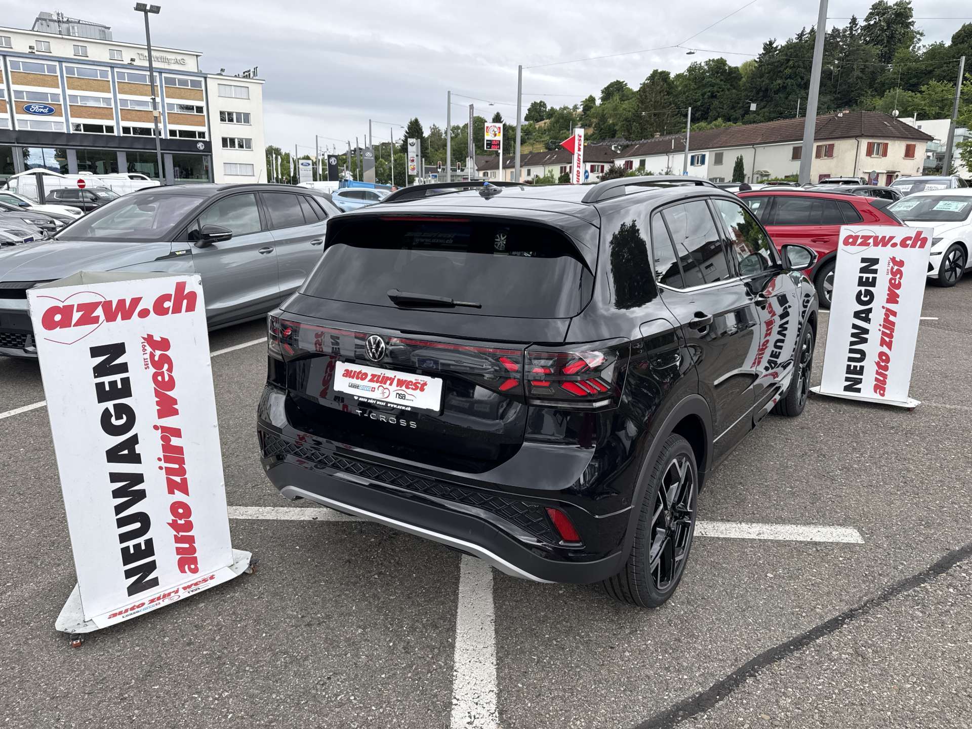 VW T-Cross 1.5 TSi EVO ACT R-Line DSG-Automat-image-2
