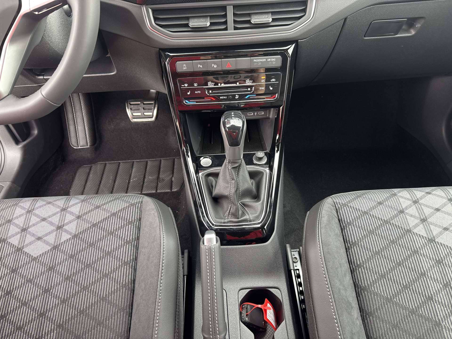 VW T-Cross 1.5 TSi EVO ACT R-Line DSG-Automat-image-11
