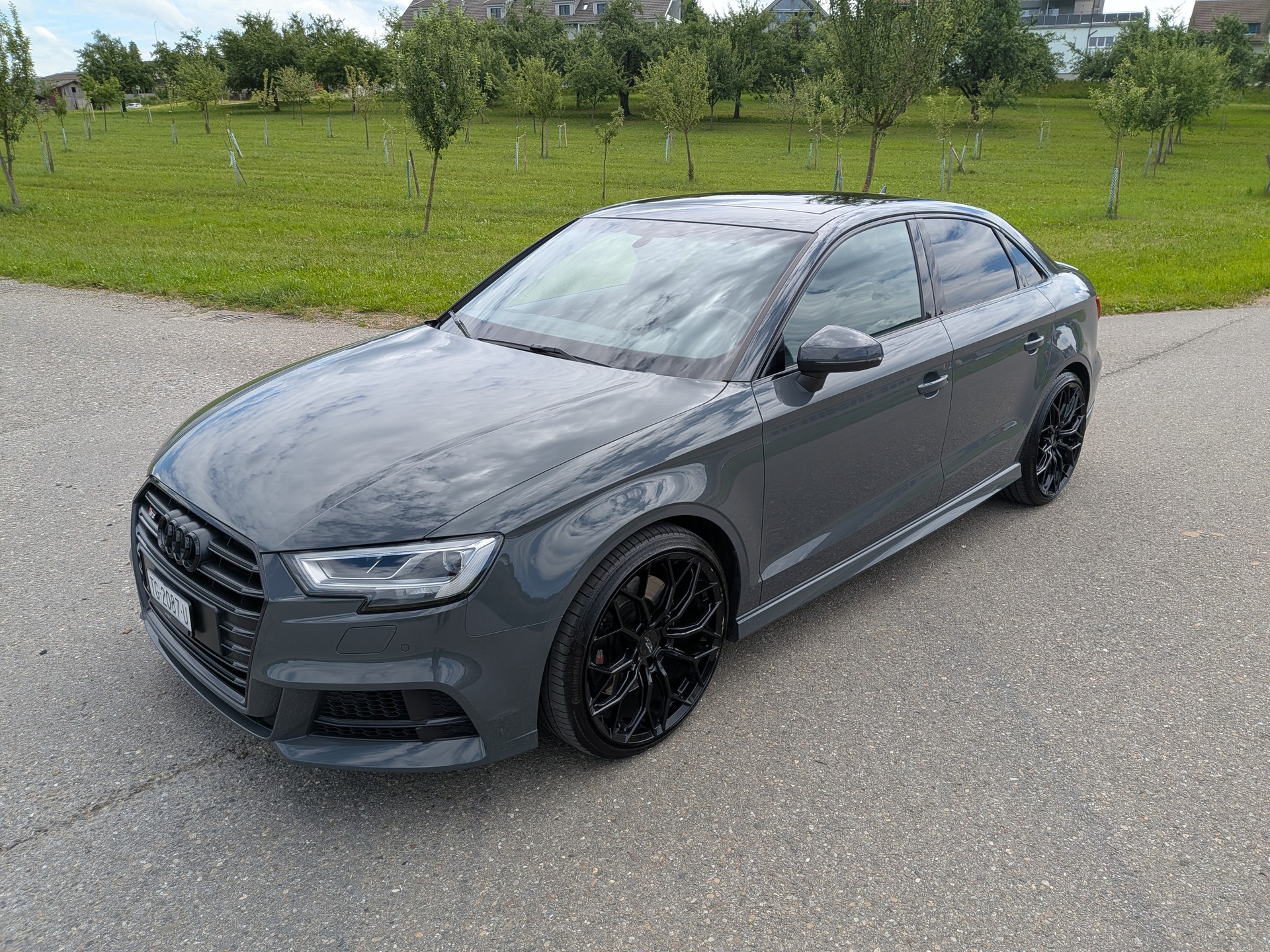 AUDI S3 Limousine 2.0 TFSI quattro S-tronic-image-0
