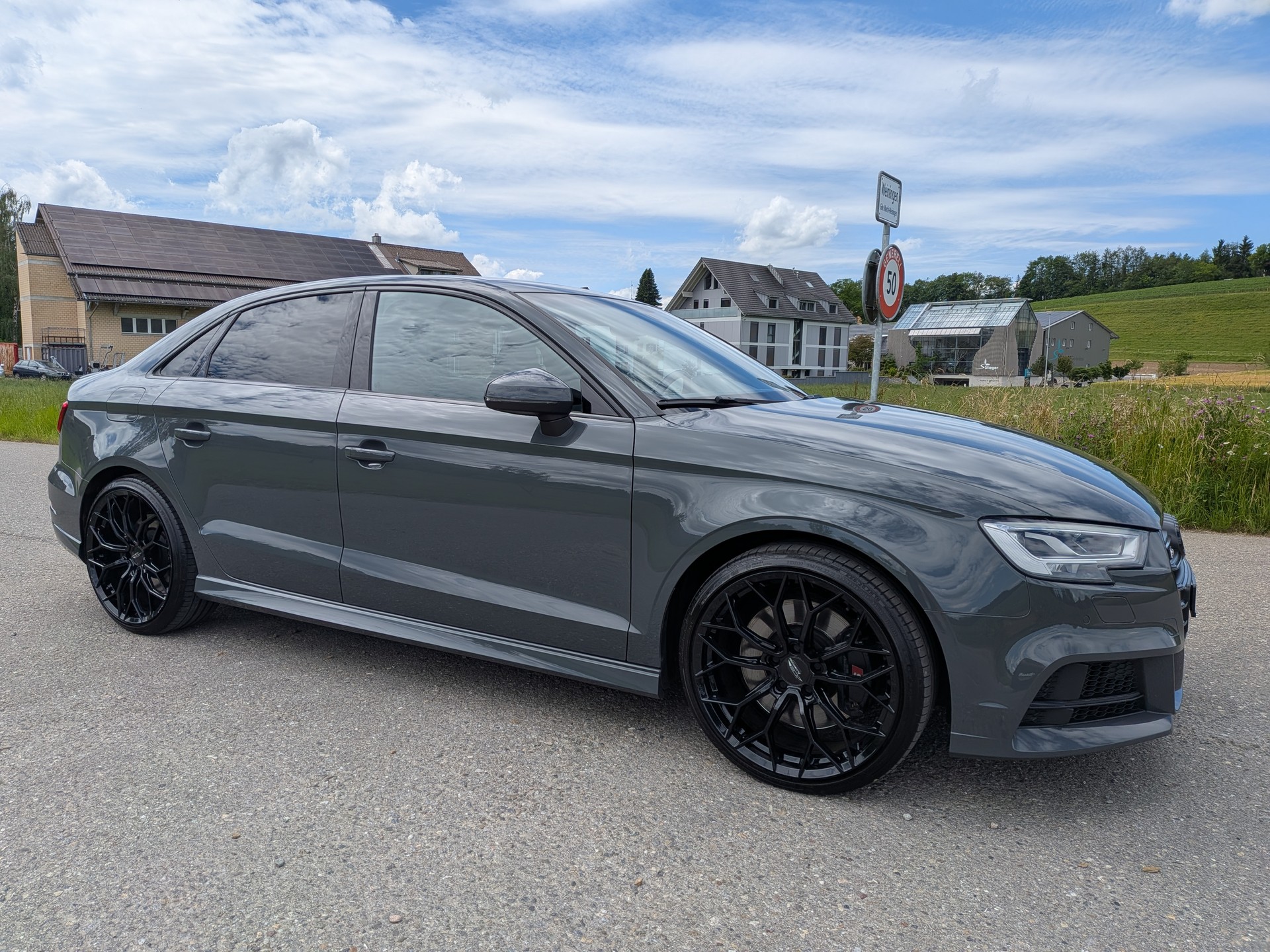 AUDI S3 Limousine 2.0 TFSI quattro S-tronic-image-3