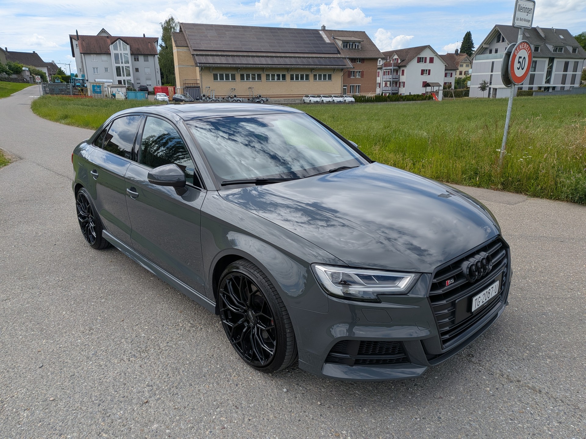 AUDI S3 Limousine 2.0 TFSI quattro S-tronic-image-1