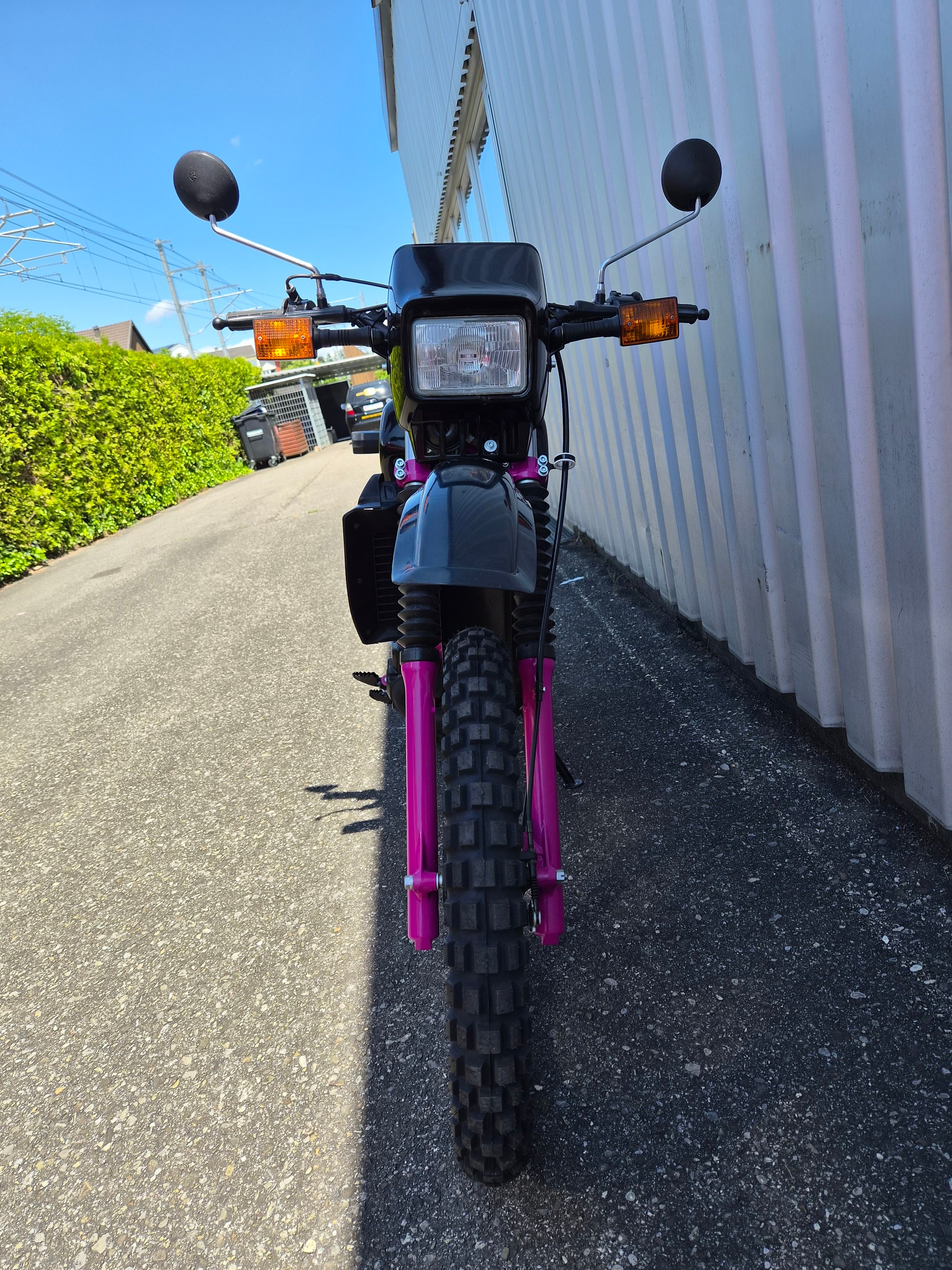 YAMAHA DT 125 LC-showroom-element-2
