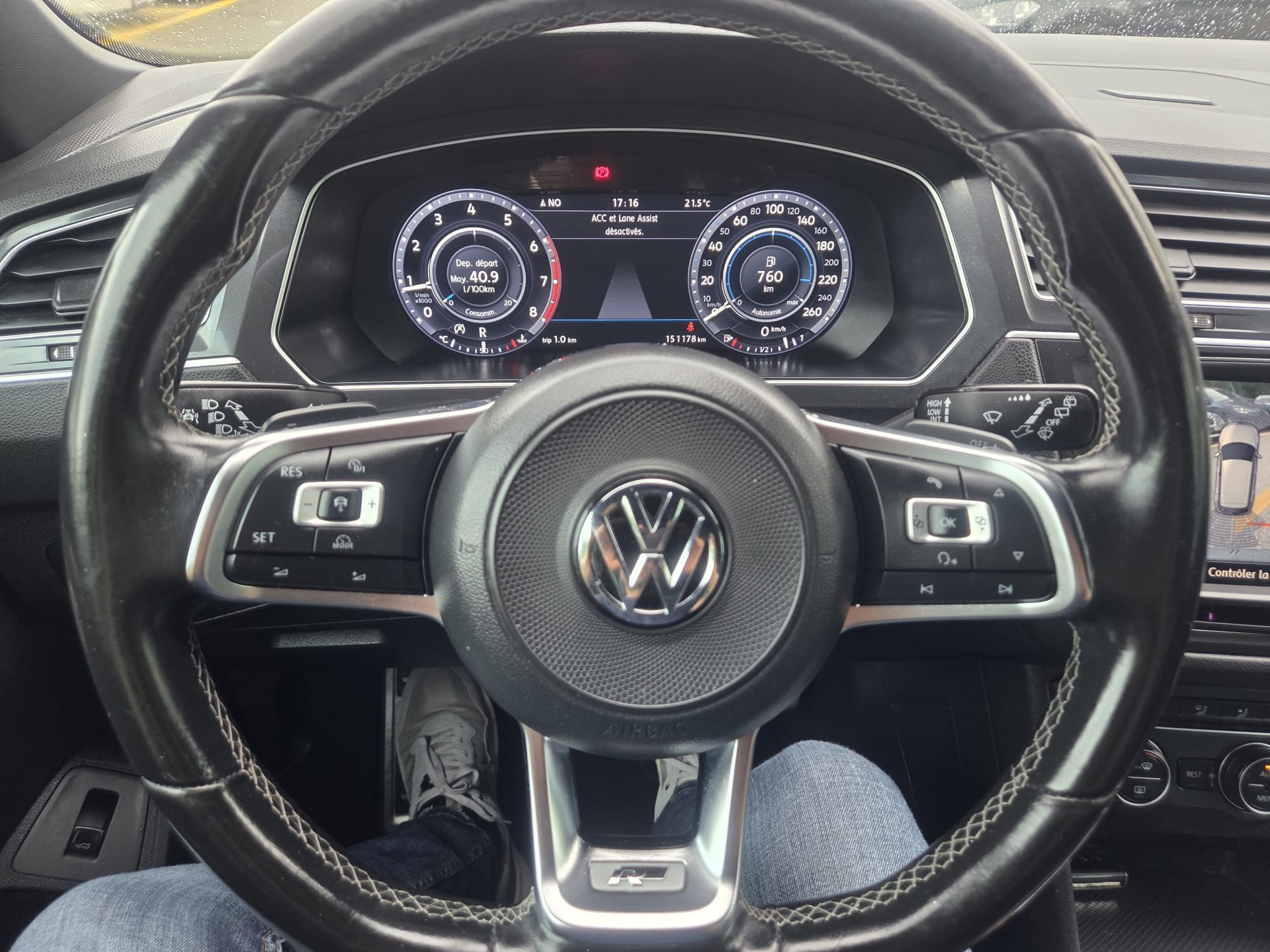 VW Tiguan 2.0TSI Highline 4Motion DSG ** R-Line **-image-8