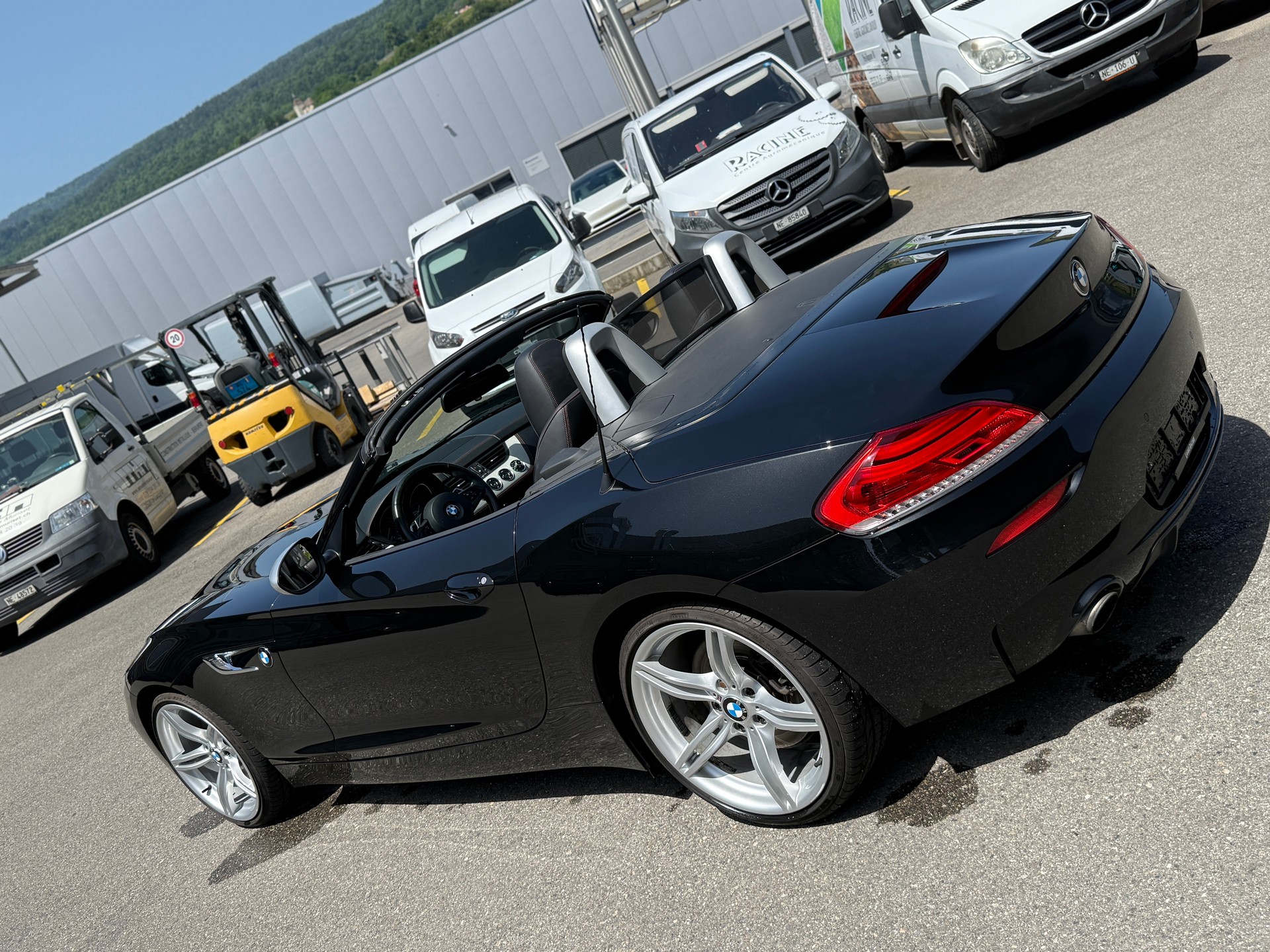 BMW Z4 sDrive35is DKG-image-1