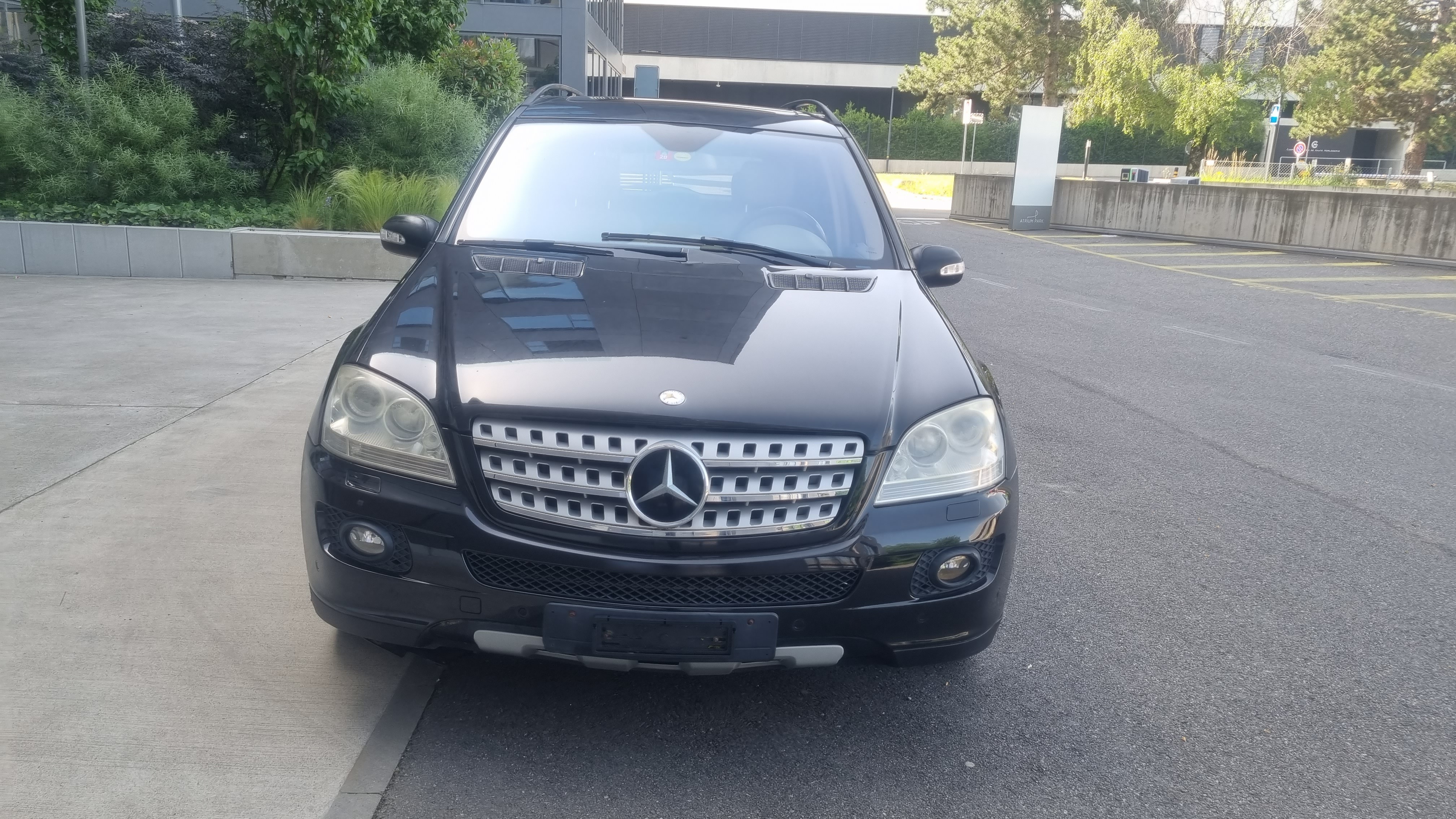 Car photo