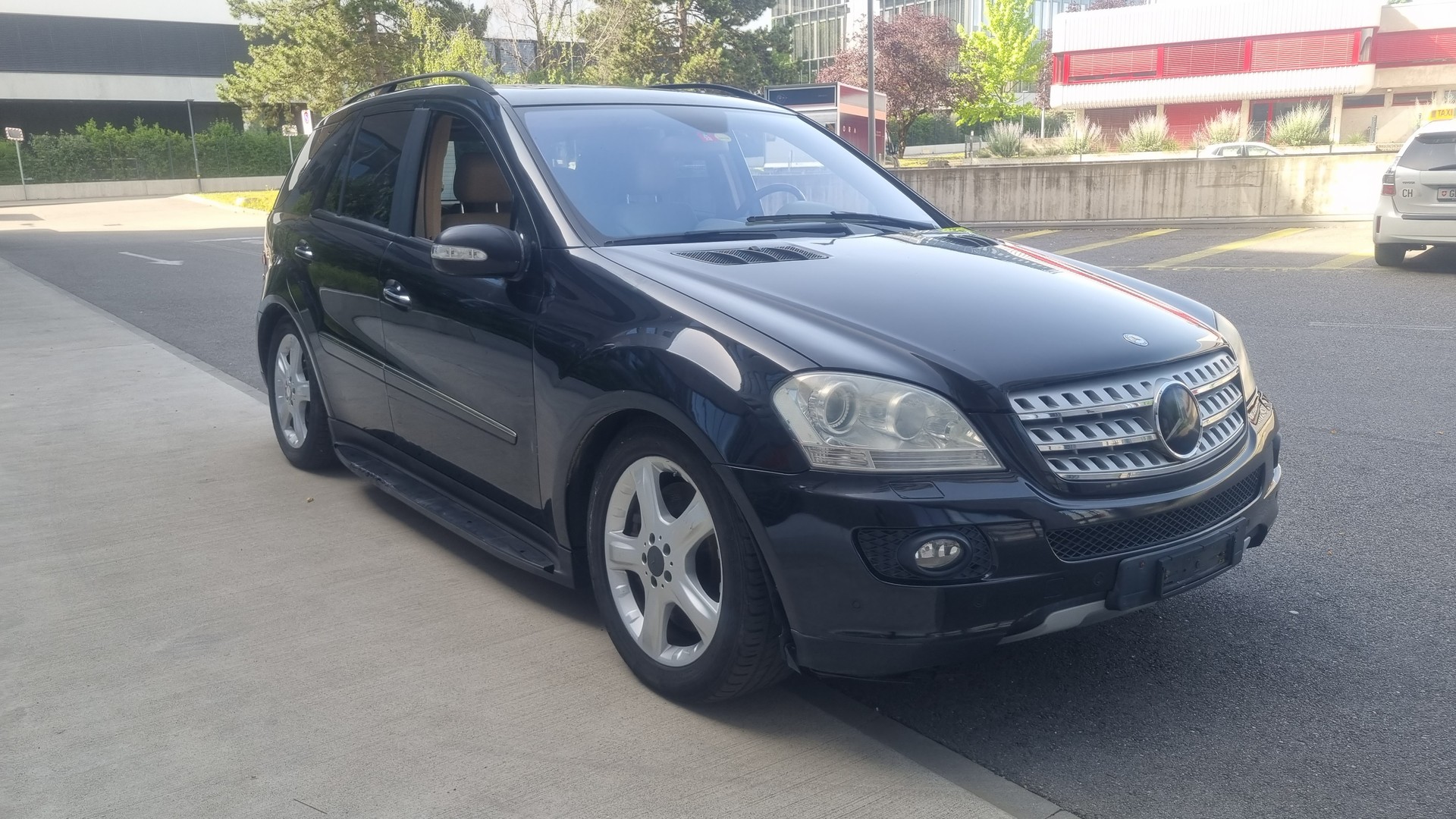 MERCEDES-BENZ ML 500 4Matic Edition 7G-Tronic-image-1