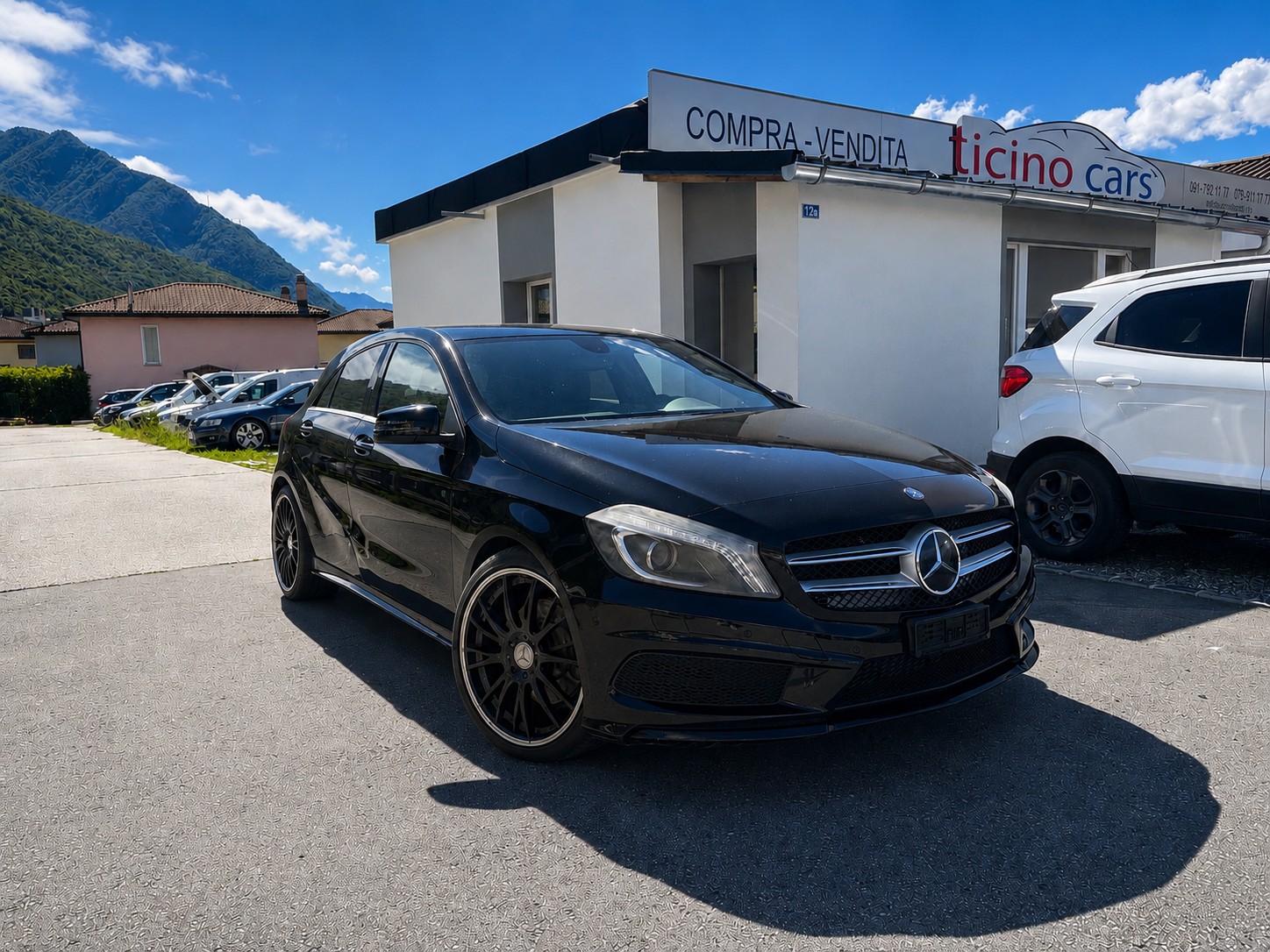 MERCEDES-BENZ A 200 AMG Line-image-0