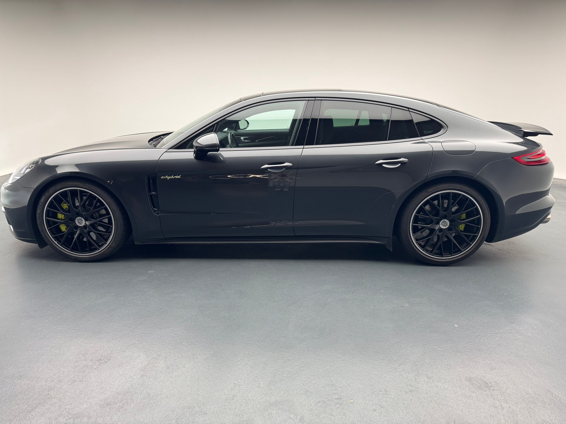PORSCHE 2.9 V6 4 E-Hybrid *Approved Garantie*-image-2
