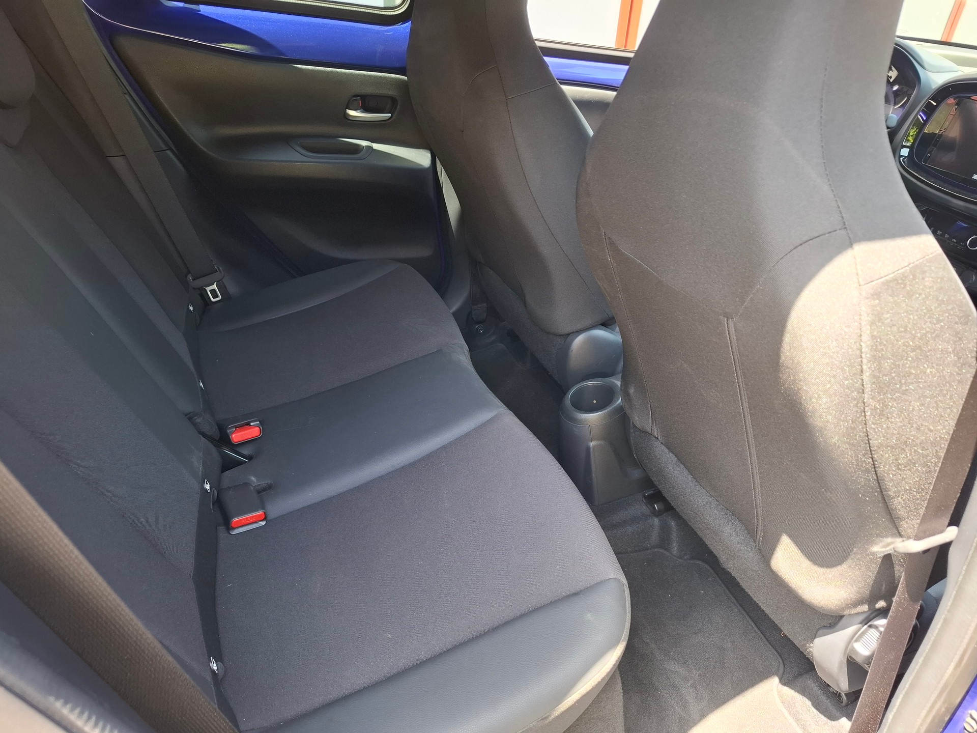TOYOTA Aygo X 1.0 VVT-i Style CVT-image-6