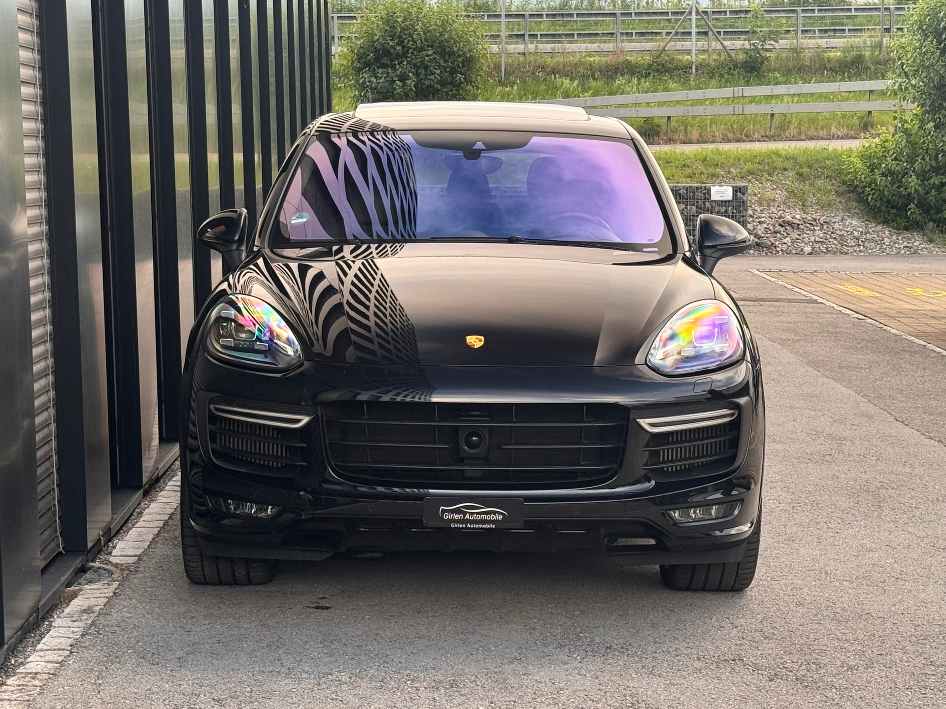 PORSCHE Cayenne GTS-image-2