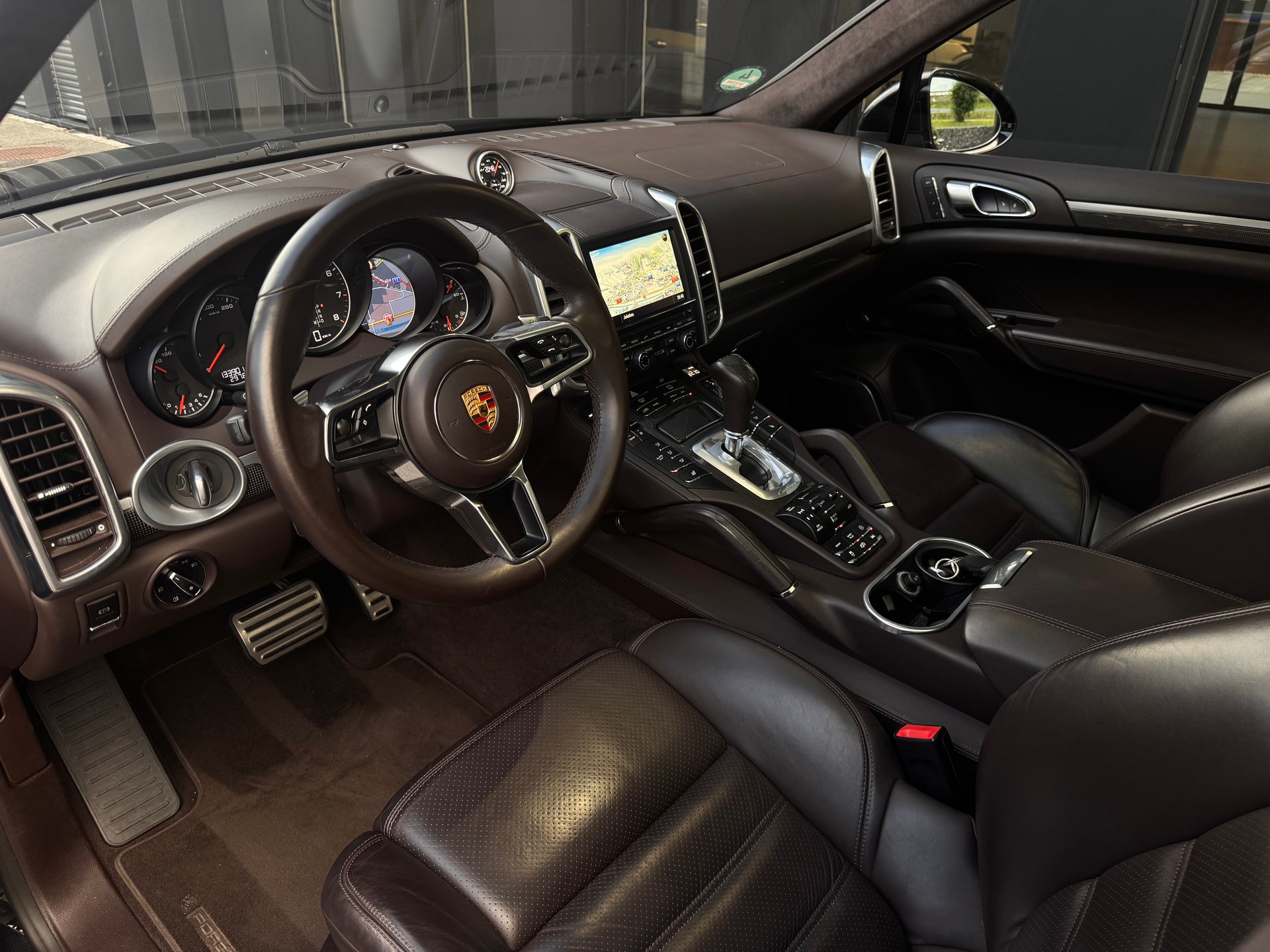 PORSCHE Cayenne GTS-image-11
