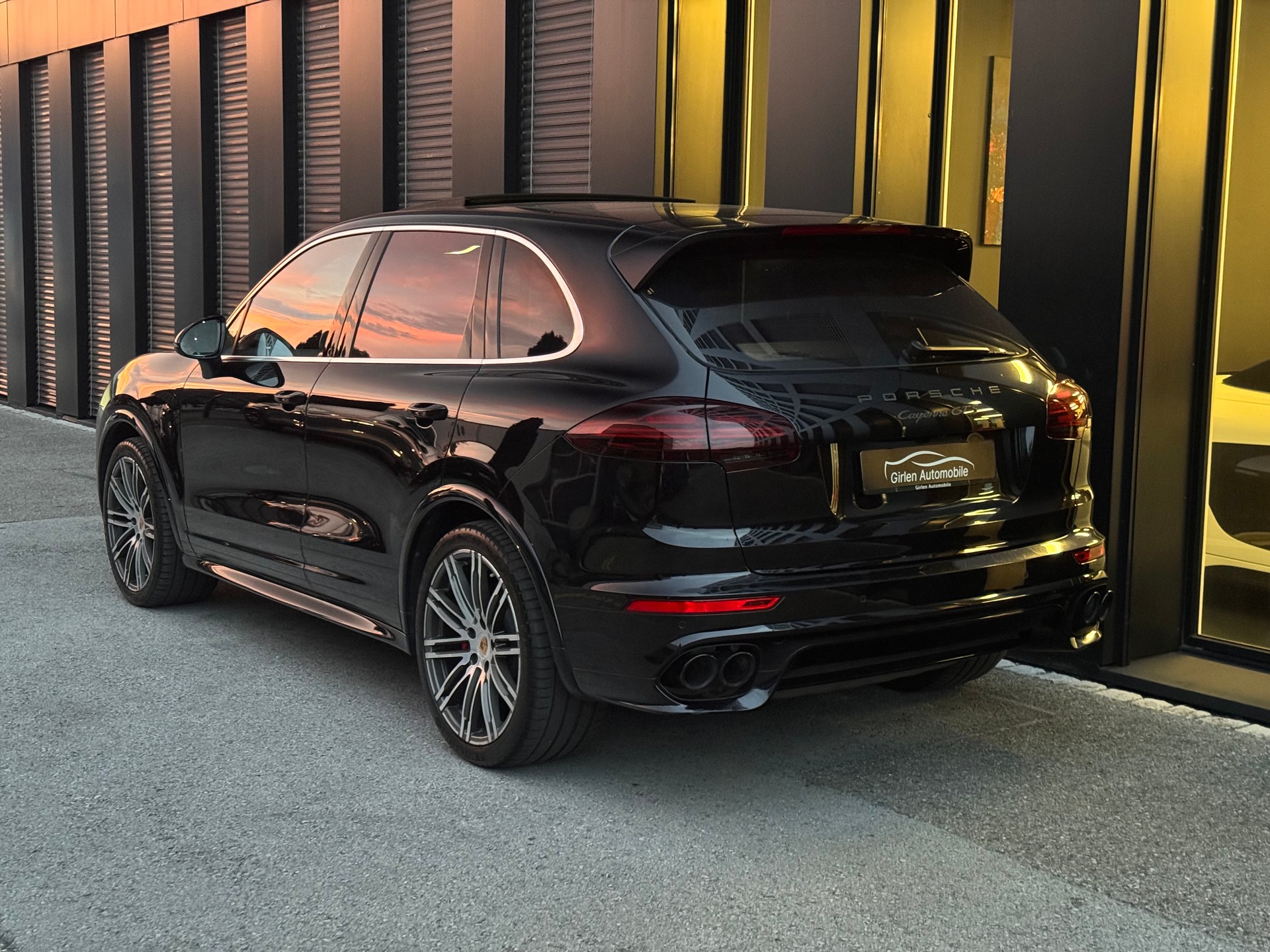 PORSCHE Cayenne GTS-image-4