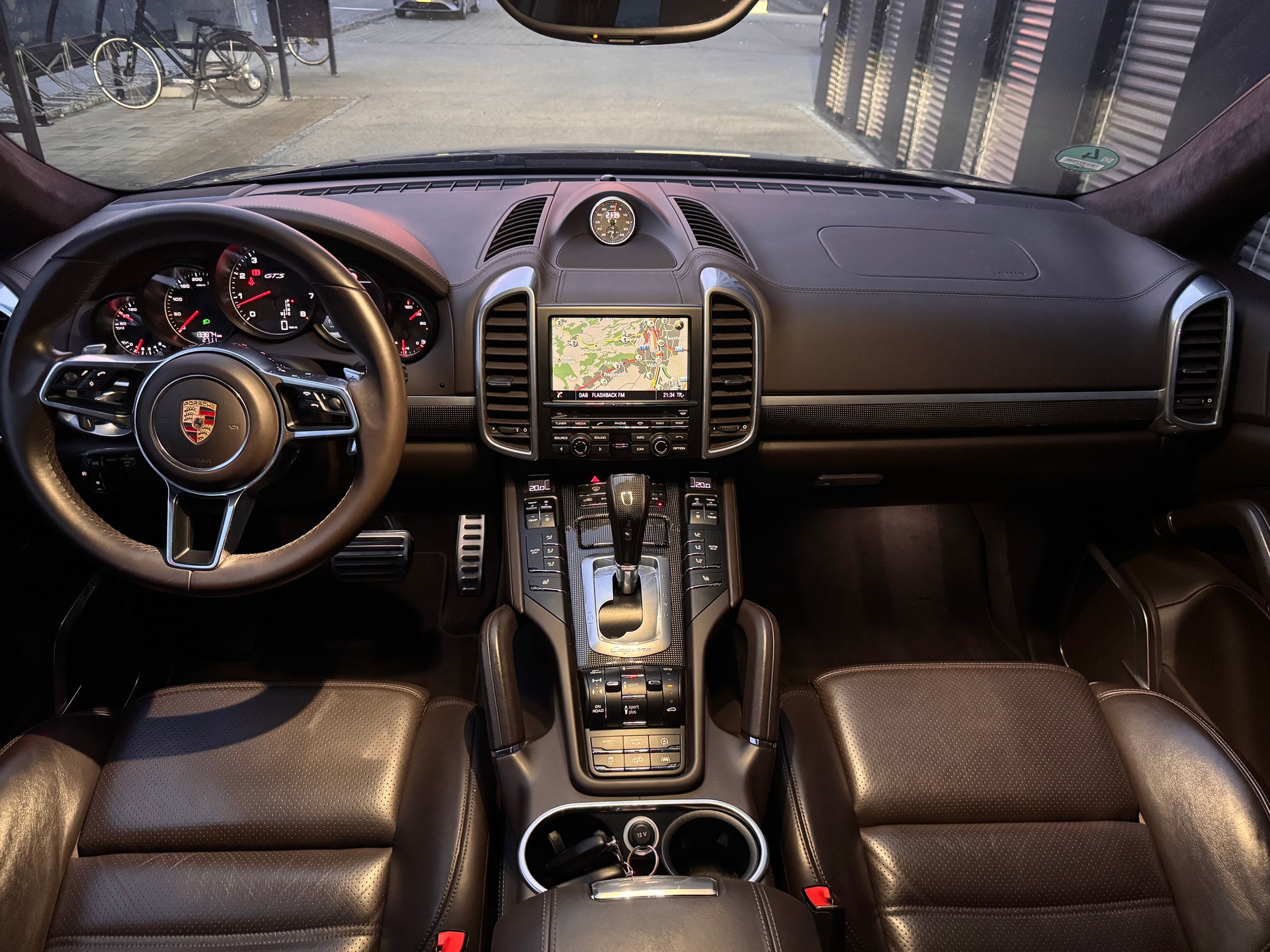 PORSCHE Cayenne GTS-image-13