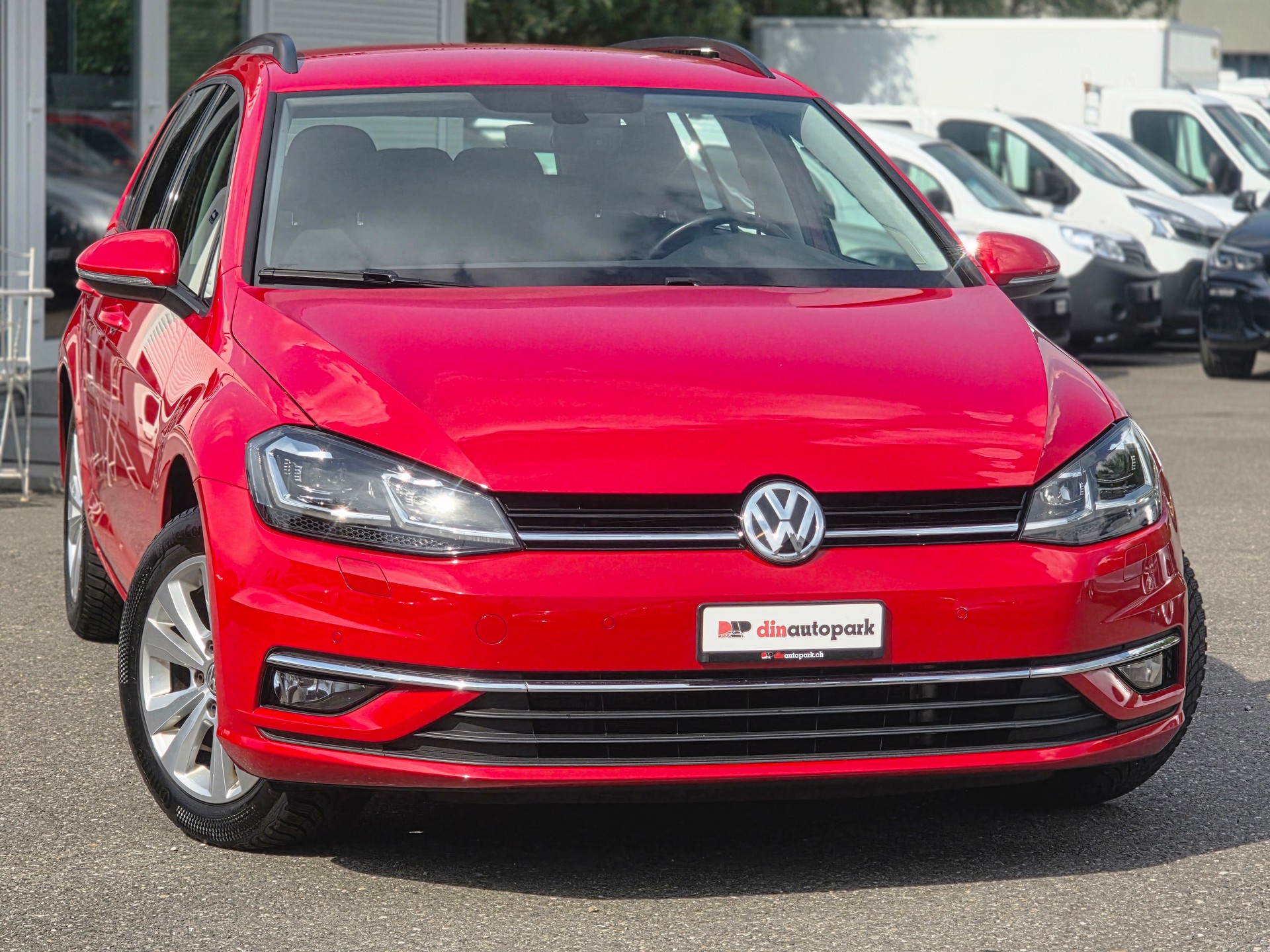 VW Golf Variant 2.0 TDI Comfortline DSG * CH-Fahrzeug * Frisch ab MFK *-image-4