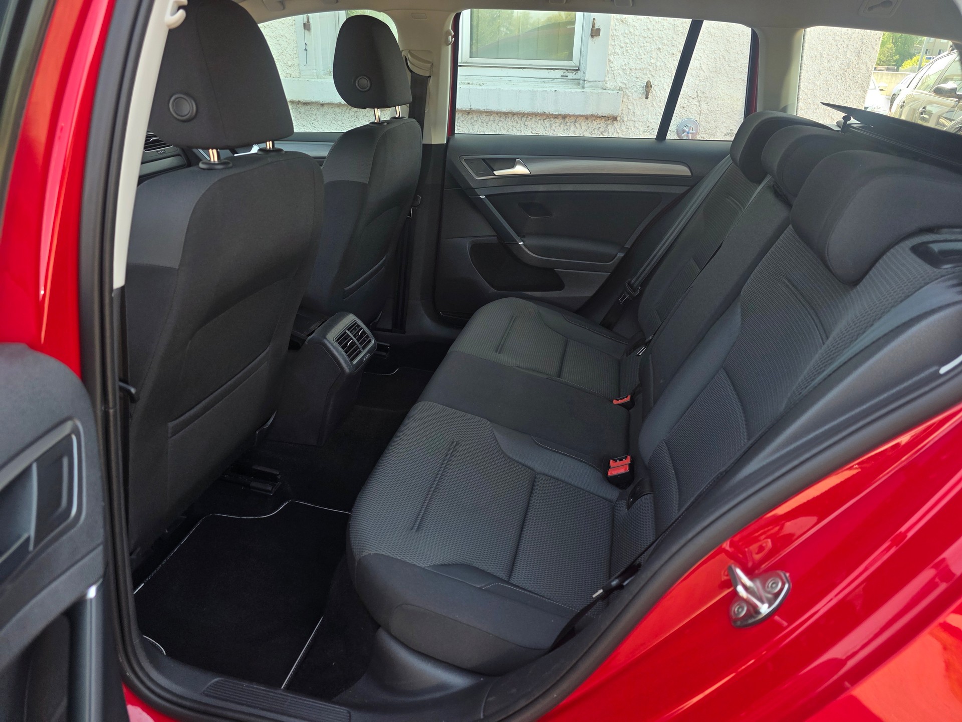 VW Golf Variant 2.0 TDI Comfortline DSG * CH-Fahrzeug * Frisch ab MFK *-image-22