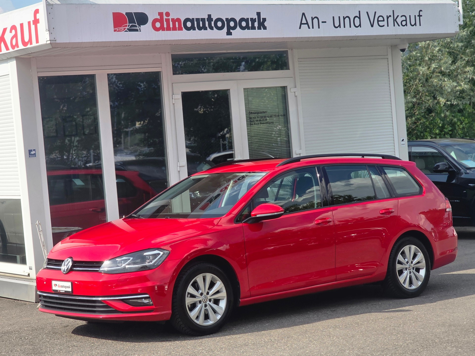 VW Golf Variant 2.0 TDI Comfortline DSG * CH-Fahrzeug * Frisch ab MFK *-image-0