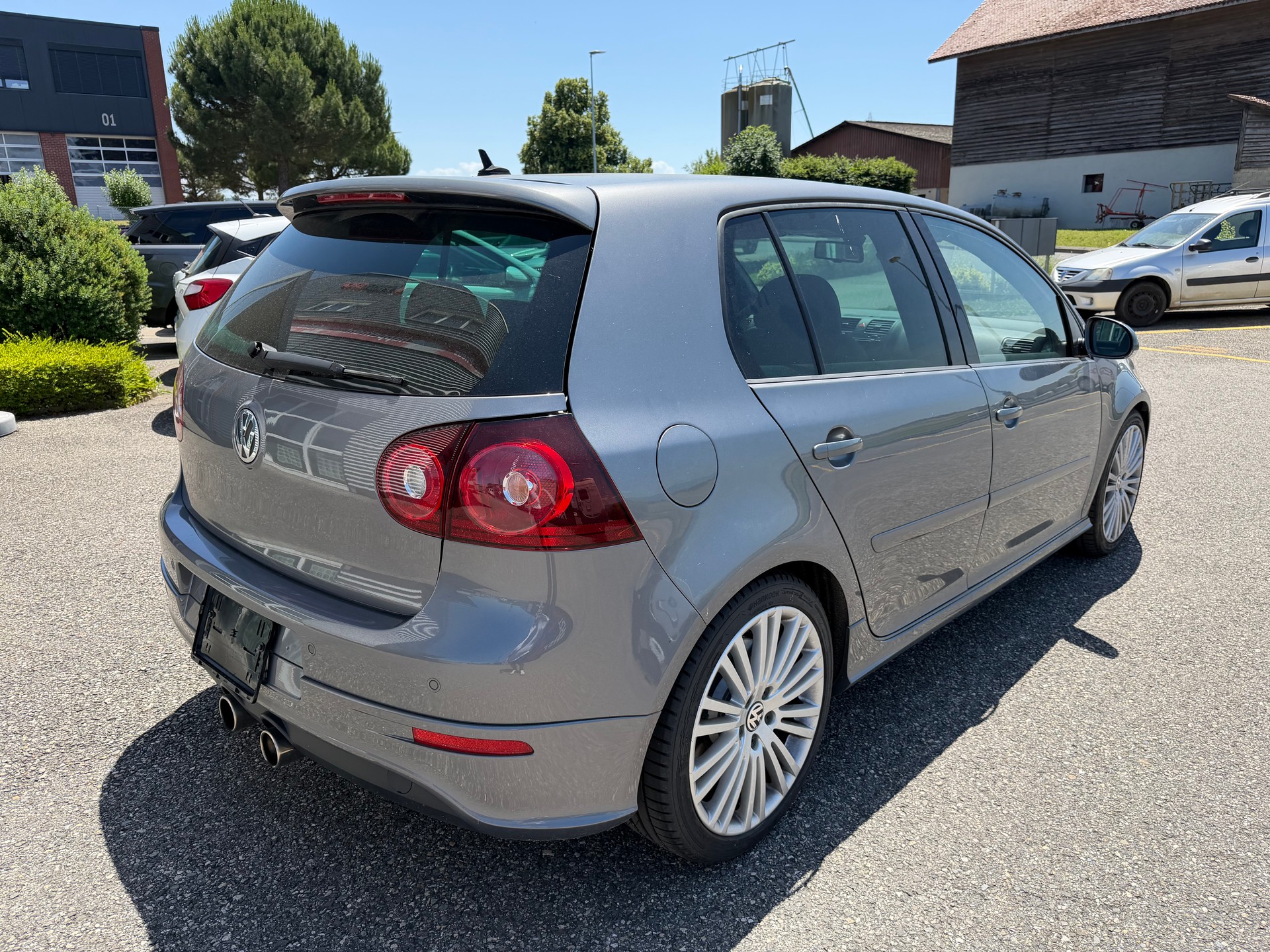 VW Golf R32 4Motion-image-2