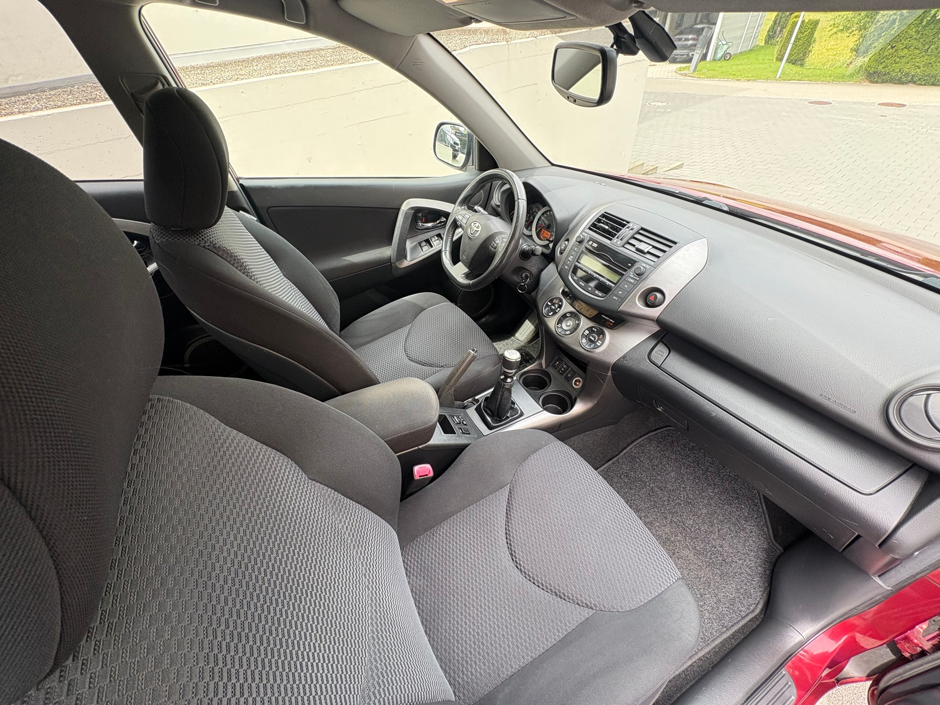TOYOTA RAV-4 2.0 16V Linea Luna-image-10