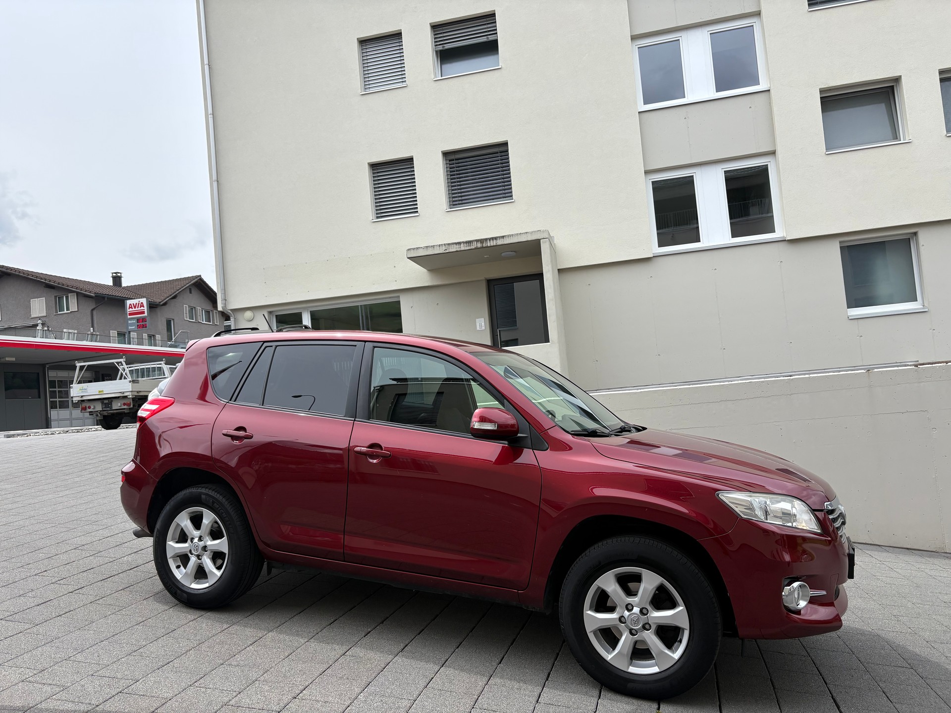 TOYOTA RAV-4 2.0 16V Linea Luna-image-1