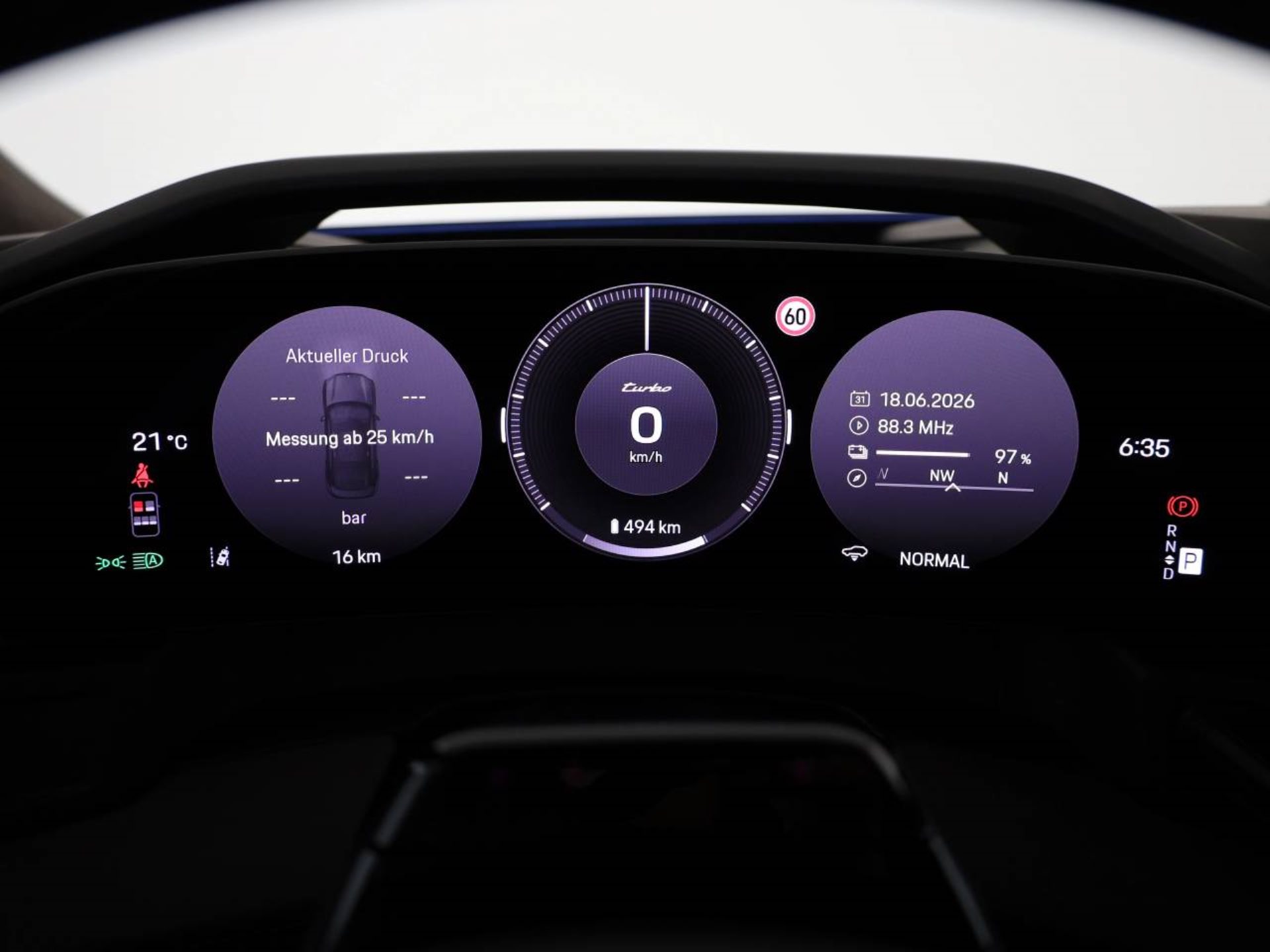 PORSCHE Cayenne Turbo Coupé Electric-image-10