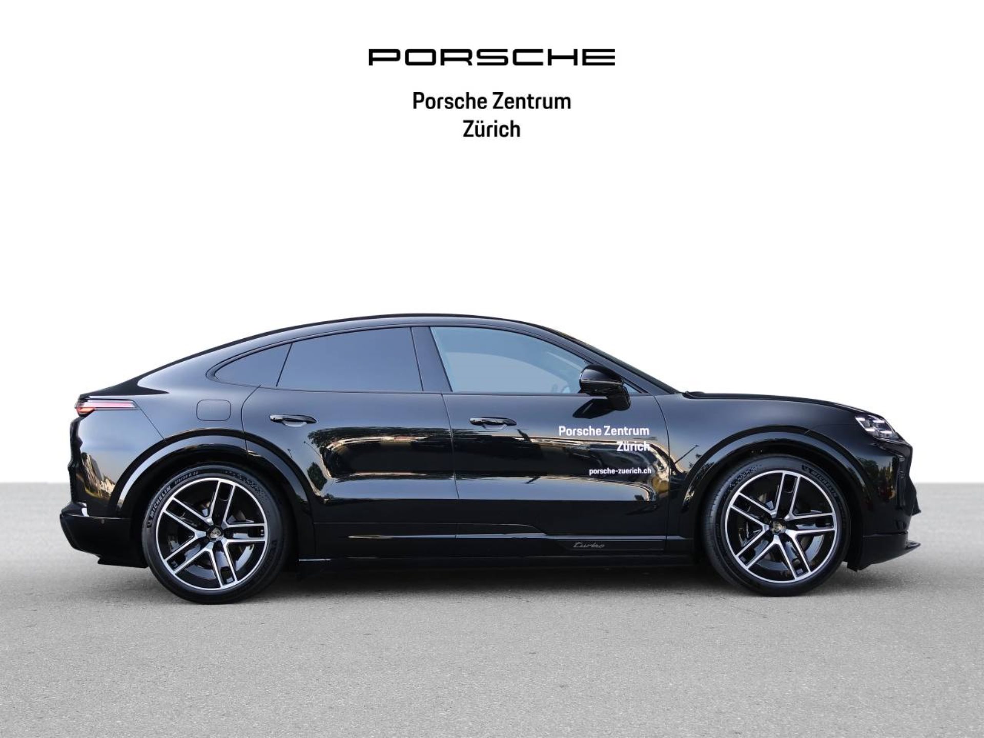 PORSCHE Cayenne Turbo Coupé Electric-image-6