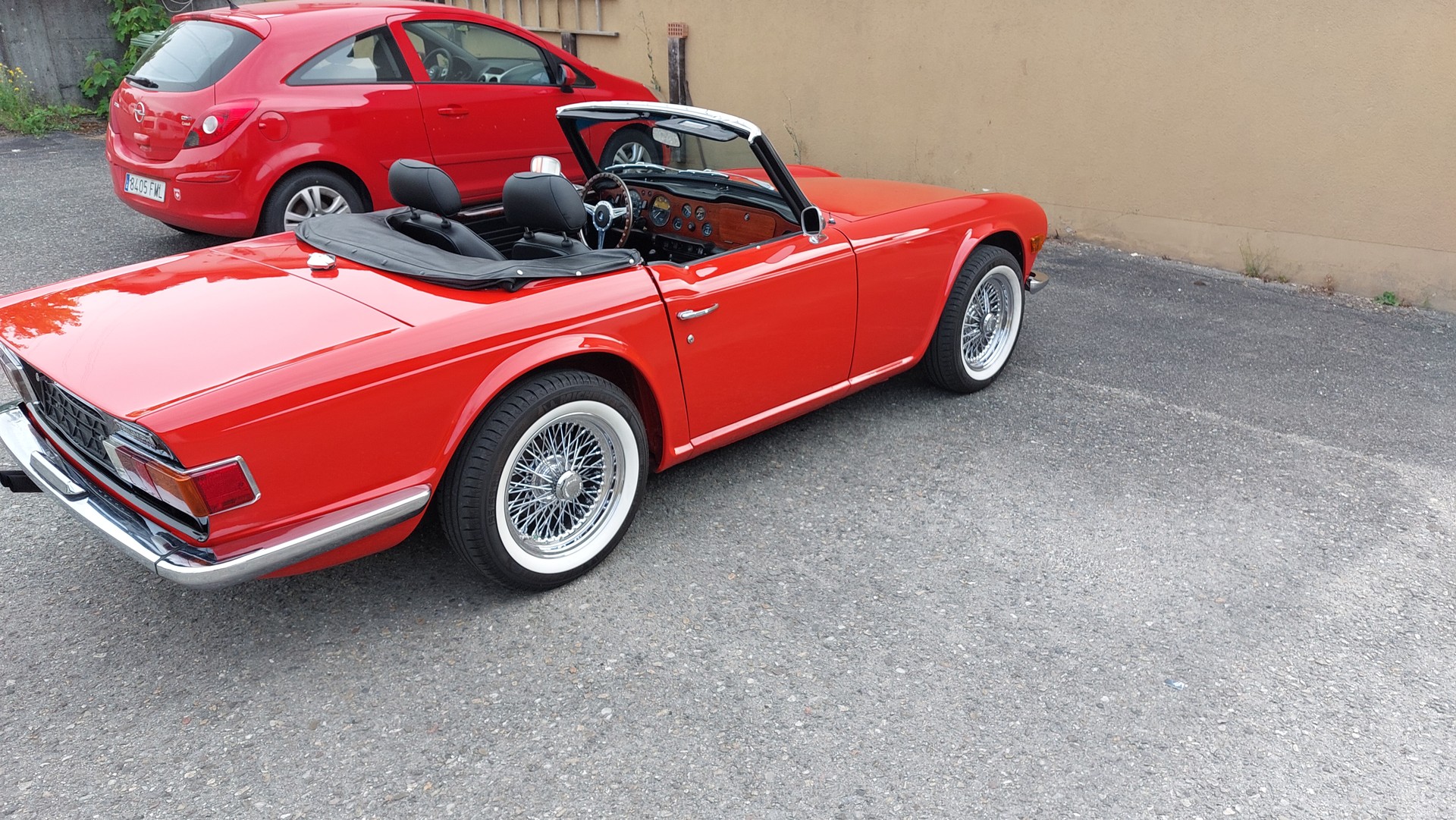 TRIUMPH TR6-image-4