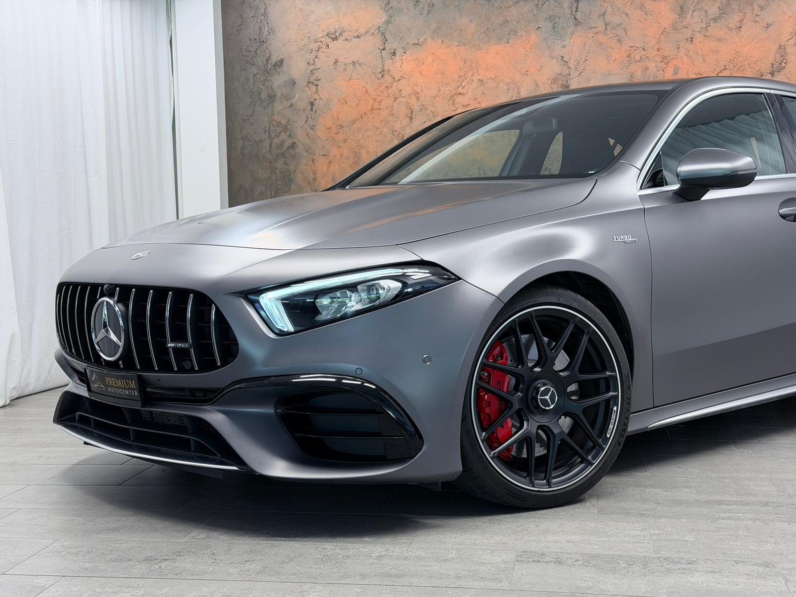 MERCEDES-BENZ A 45 AMG 4Matic+ Speedshift *Magno-Grau*AMG-Abgasanlage*AMG-Buttons*Race-Modus*-image-3