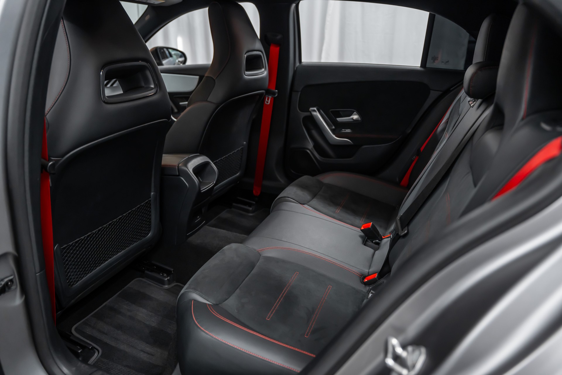 MERCEDES-BENZ A 45 AMG 4Matic+ Speedshift *Magno-Grau*AMG-Abgasanlage*AMG-Performance*-image-13