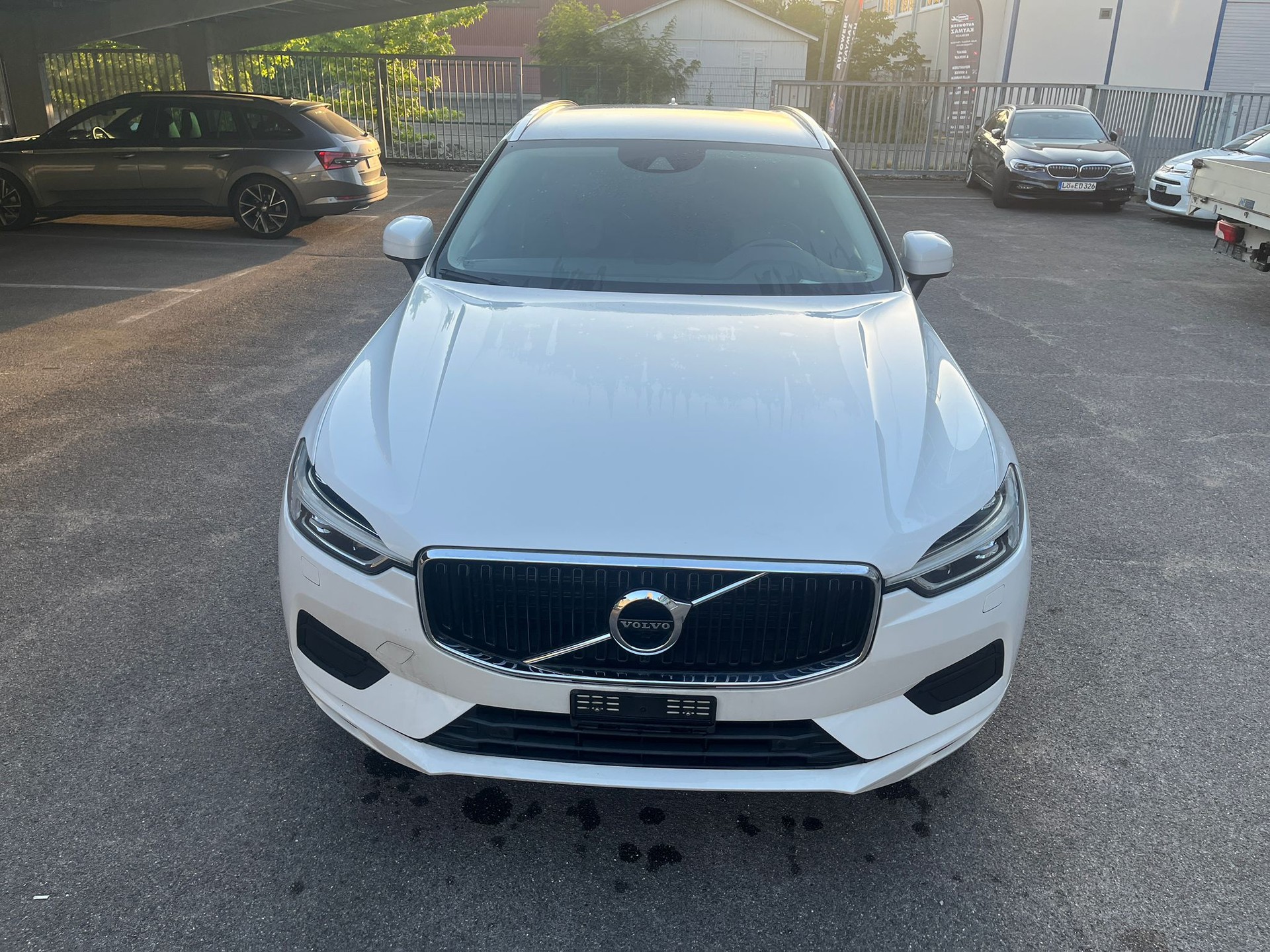 VOLVO XC60 D4 AWD Momentum Geartronic-image-6