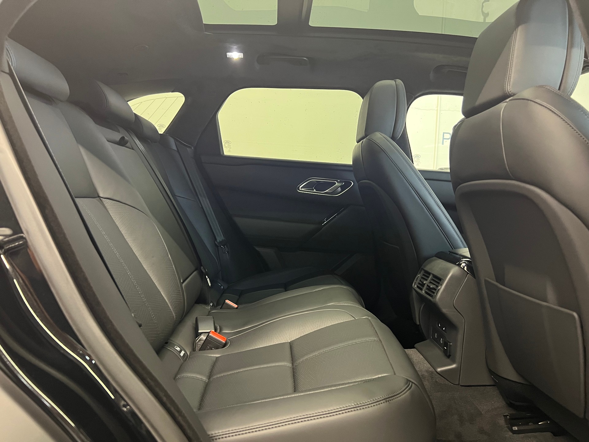 LAND ROVER Range Rover Velar 3.0 I6 Autobiography-image-6