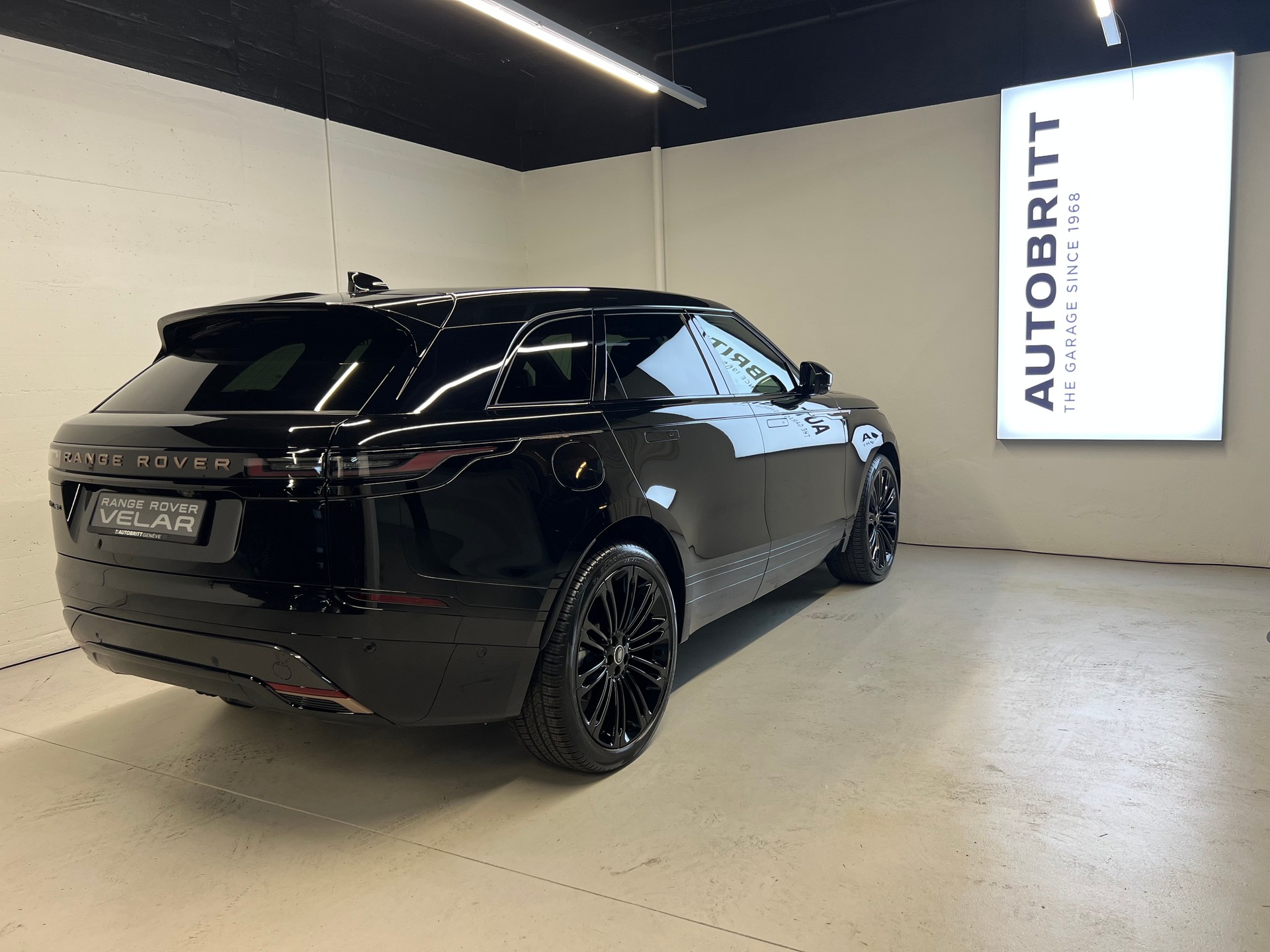 LAND ROVER Range Rover Velar 3.0 I6 Autobiography-image-1