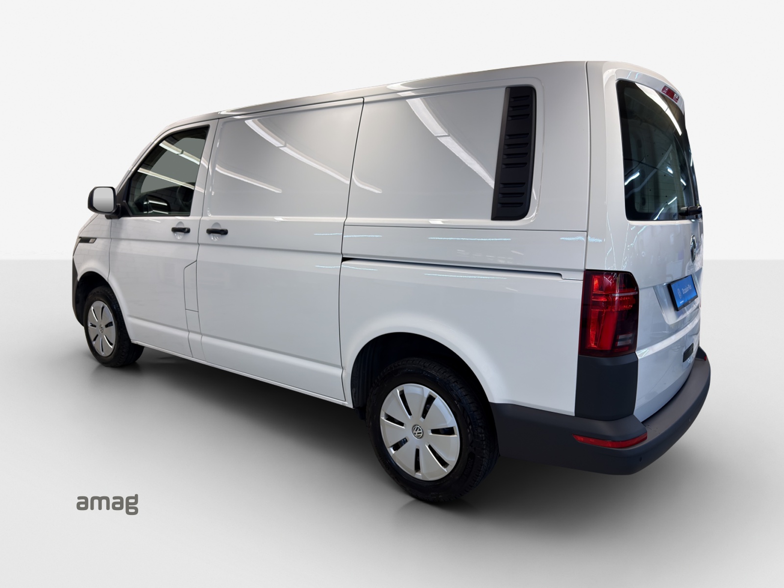 VW T6.1 2.0 TDI DSG-image-2