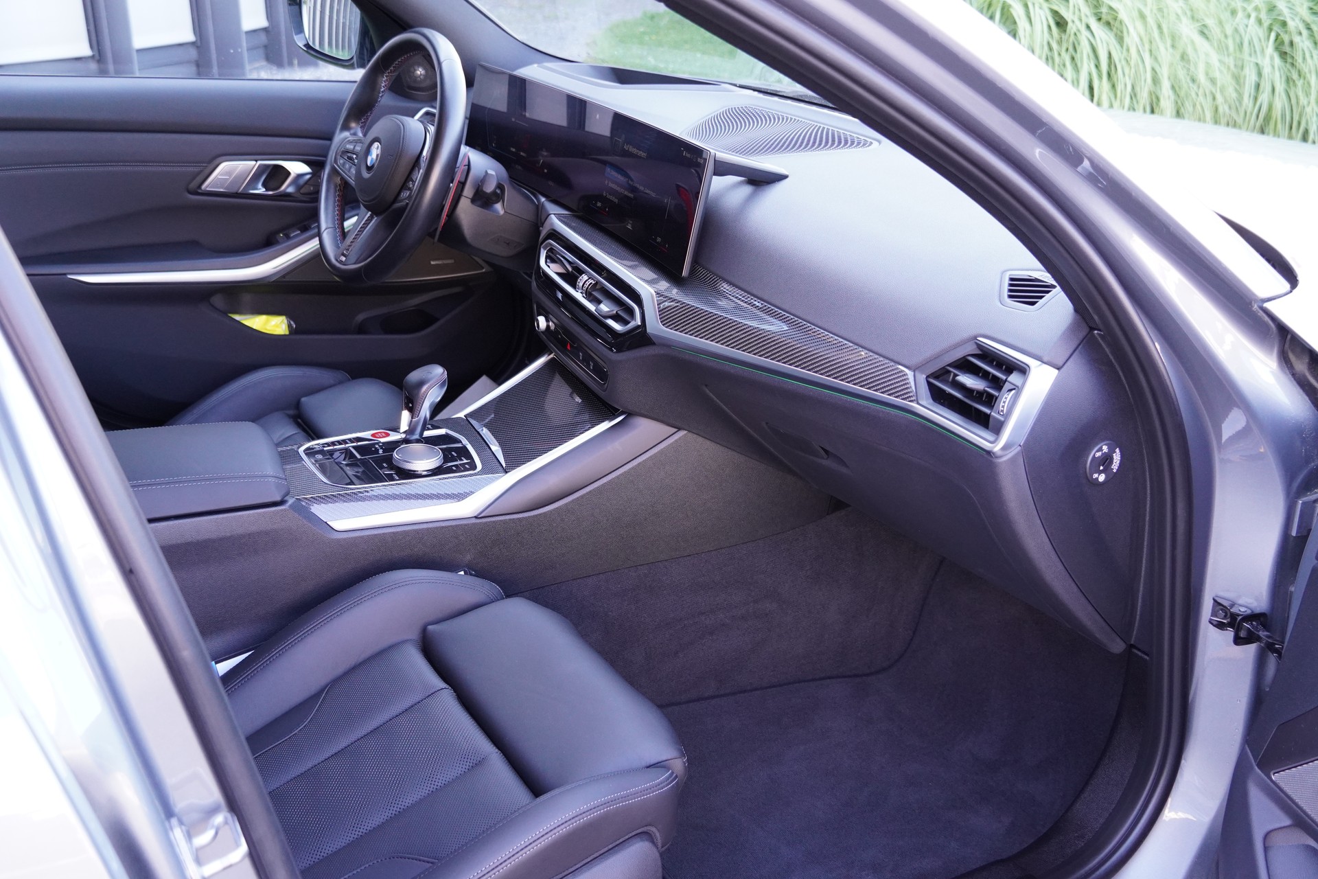 BMW M3 Competition M xDrive// CURVED DISPLAY //CARBON INTERIEURLEISTEN//-image-6