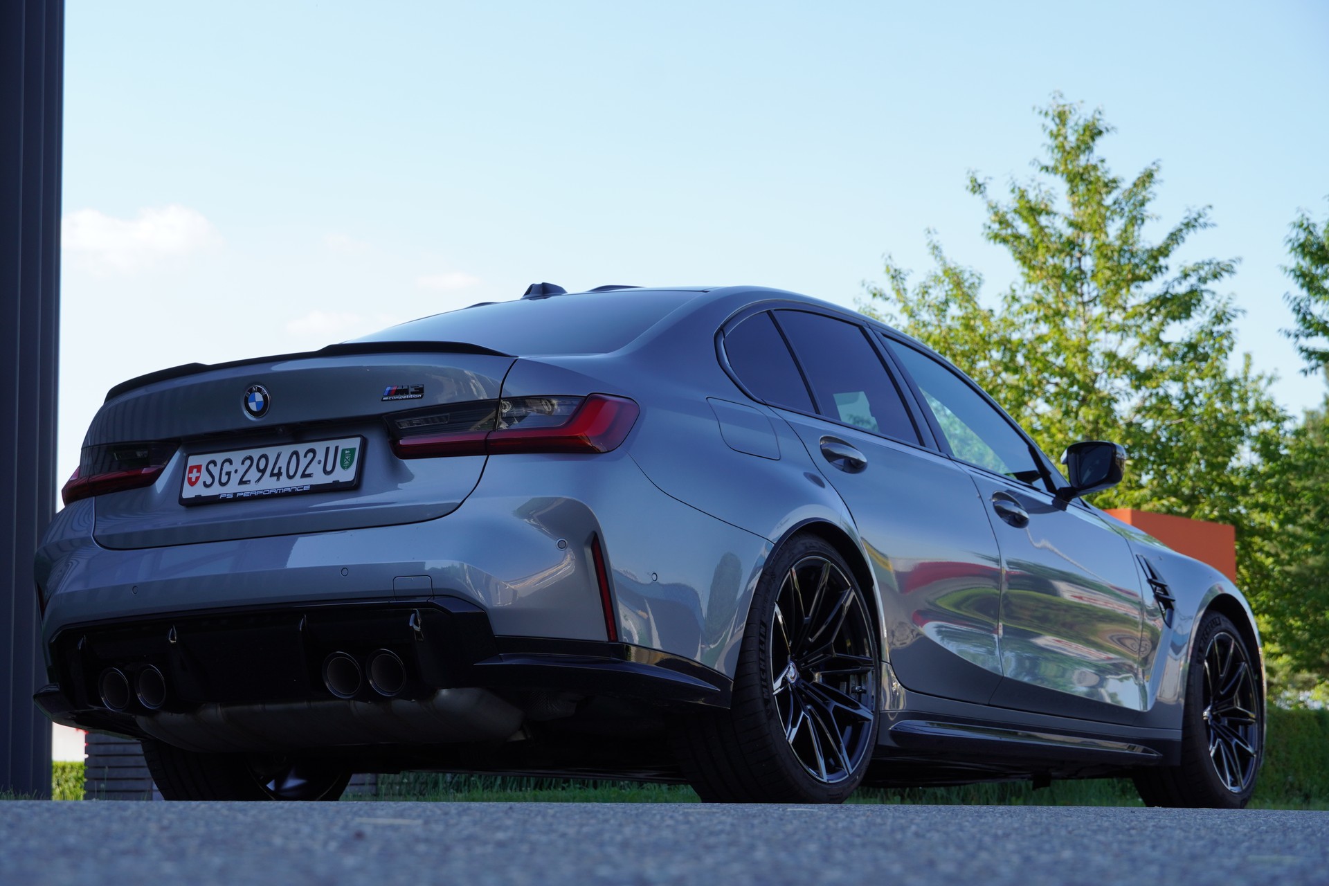 BMW M3 Competition M xDrive// CURVED DISPLAY //CARBON INTERIEURLEISTEN//-image-4