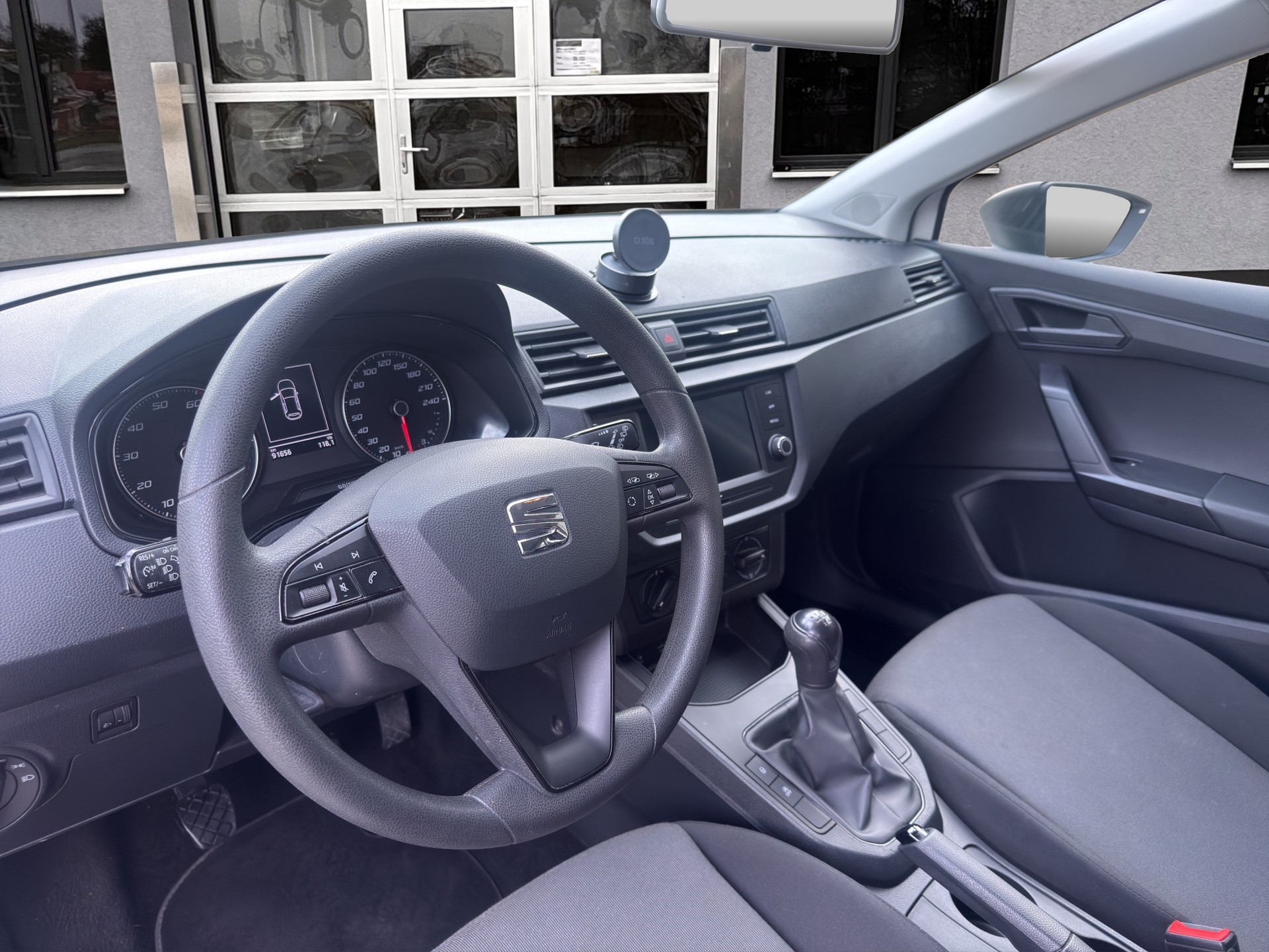 SEAT Ibiza 1.0 EcoTSI Sol-image-11