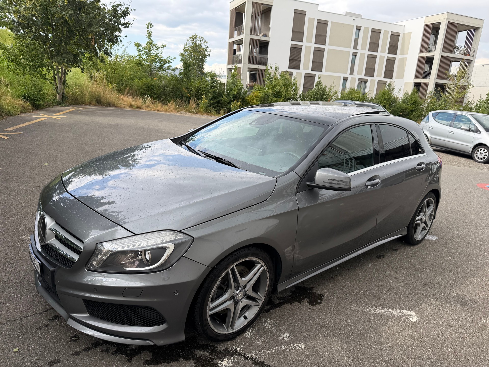 MERCEDES-BENZ A 220 CDI AMG Line 7G-DCT-image-16
