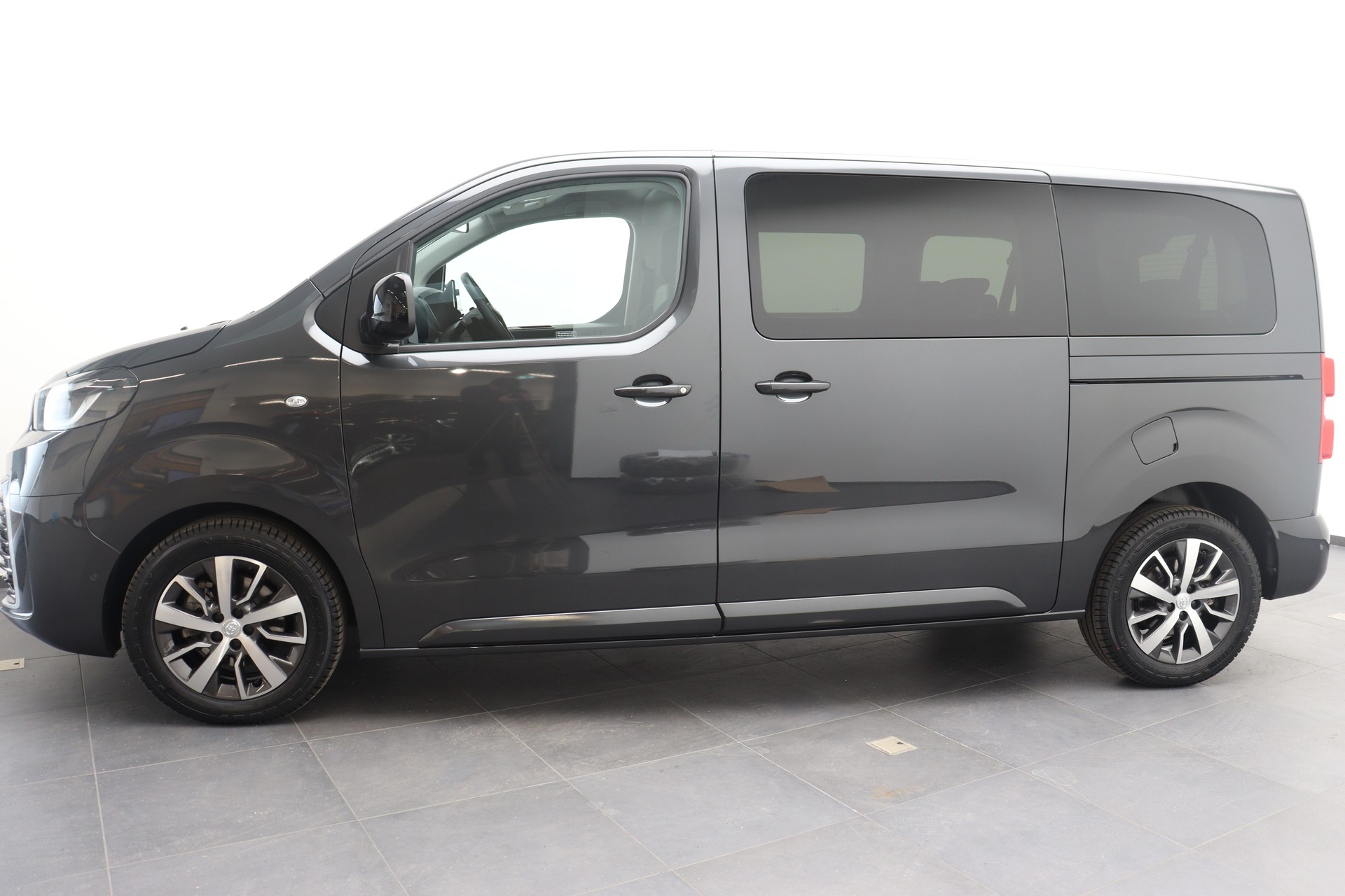 TOYOTA PROACE Verso L1 2.0 D Trend-showroom-element-2