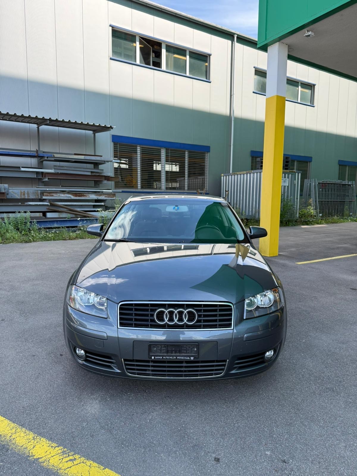AUDI A3 2.0 FSI Attraction-image-1