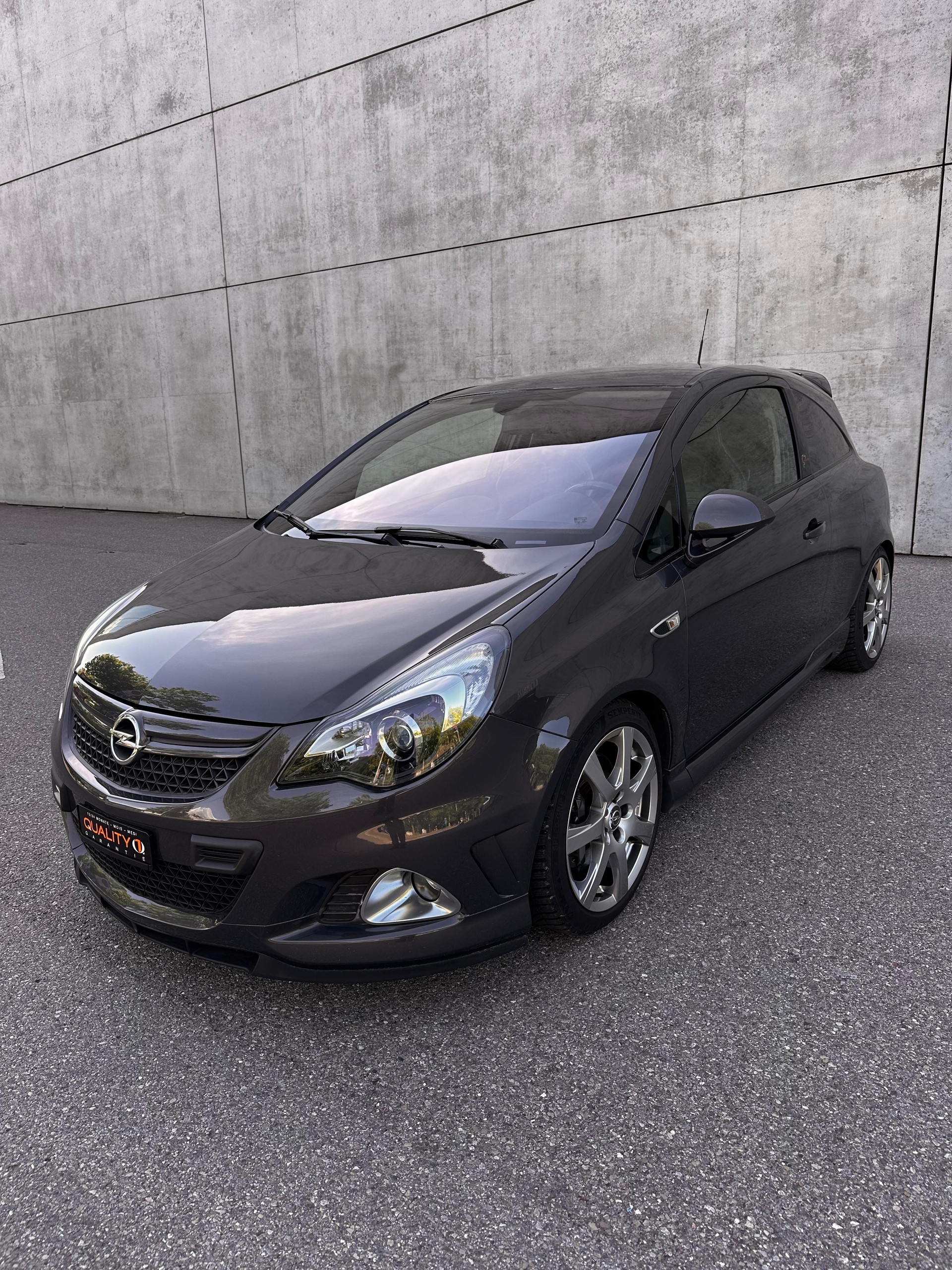 OPEL Corsa 1.6 Turbo OPC Nürburgring Edition-image-3