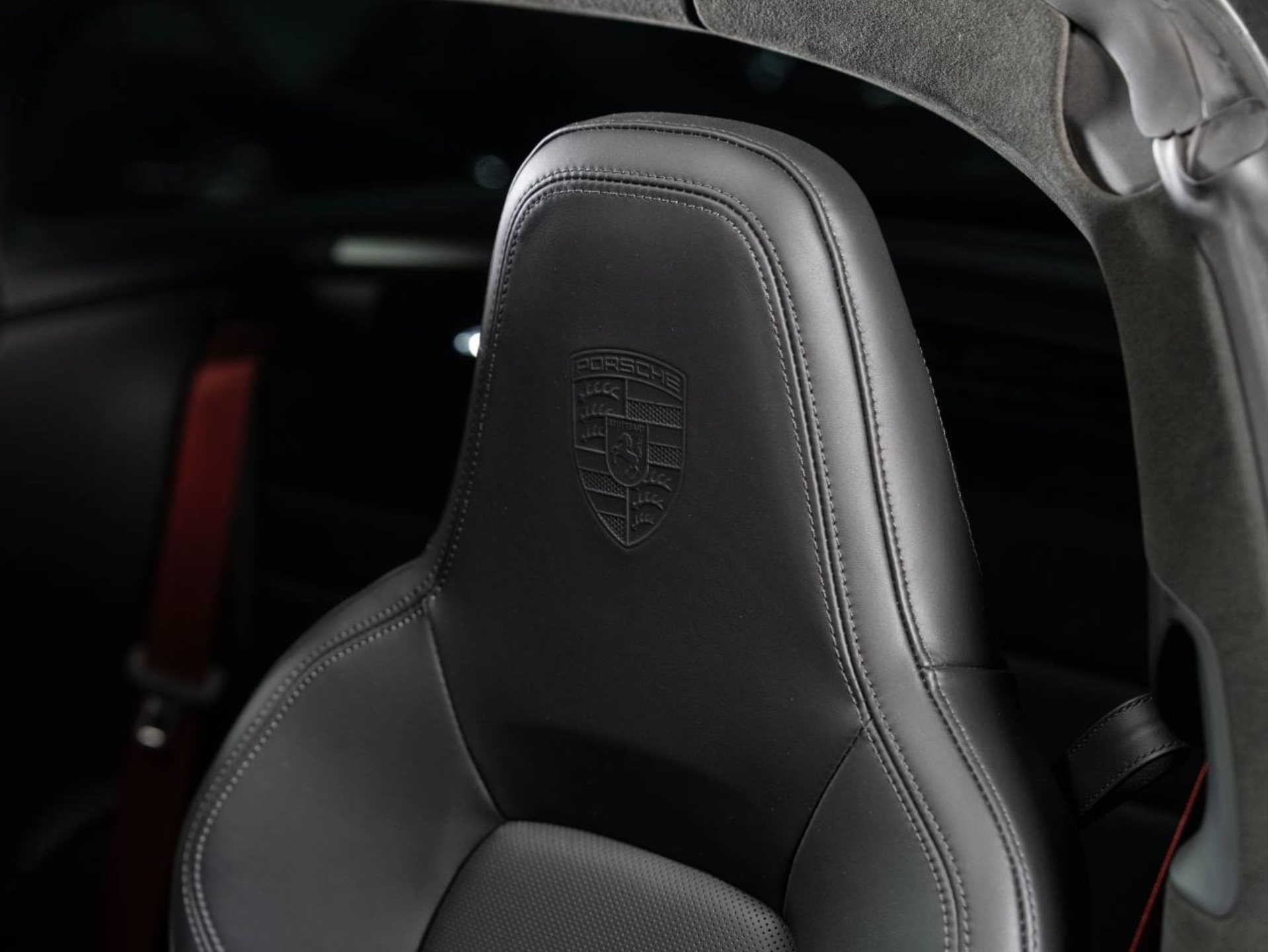 PORSCHE 911 Targa 4 GTS-image-20