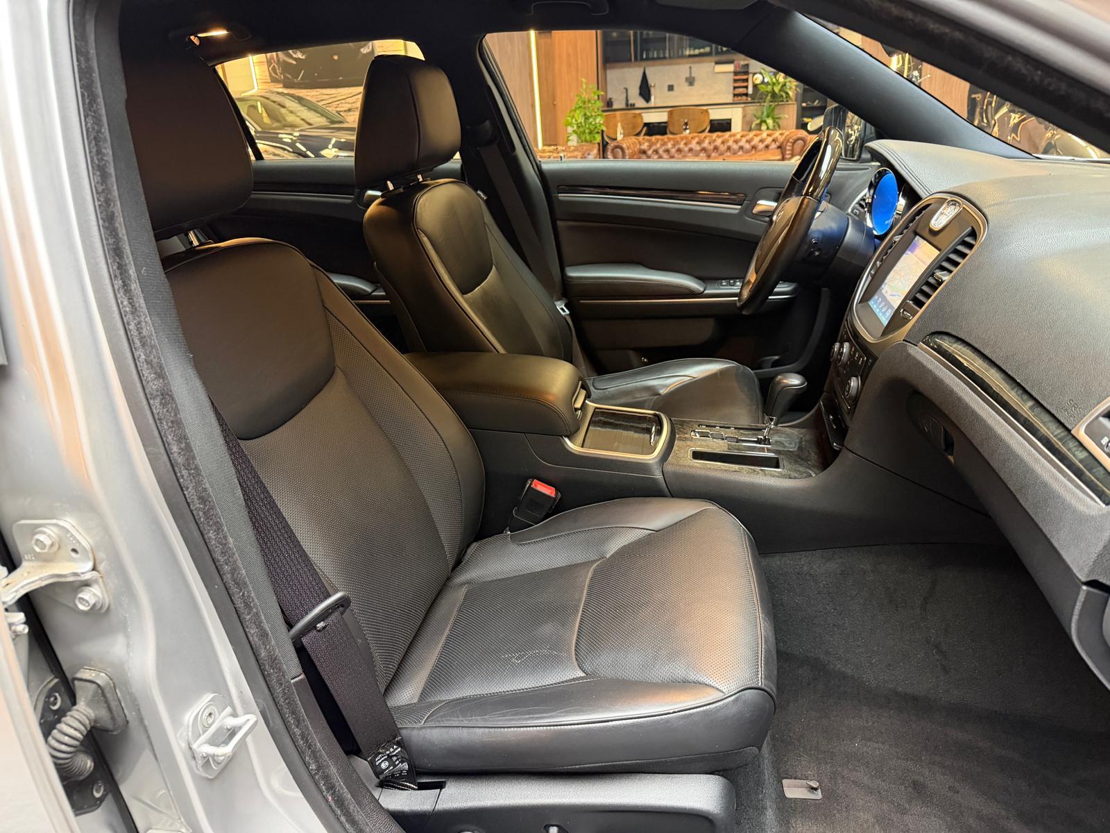 LANCIA Thema 3.0 TD Platinum-image-15