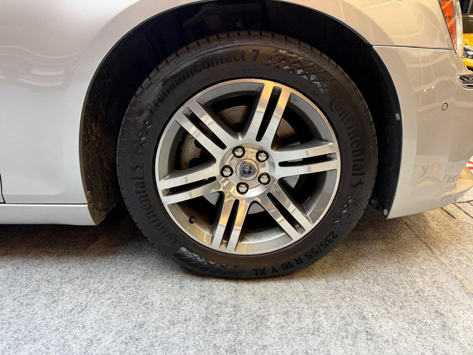 LANCIA Thema 3.0 TD Platinum-image-9