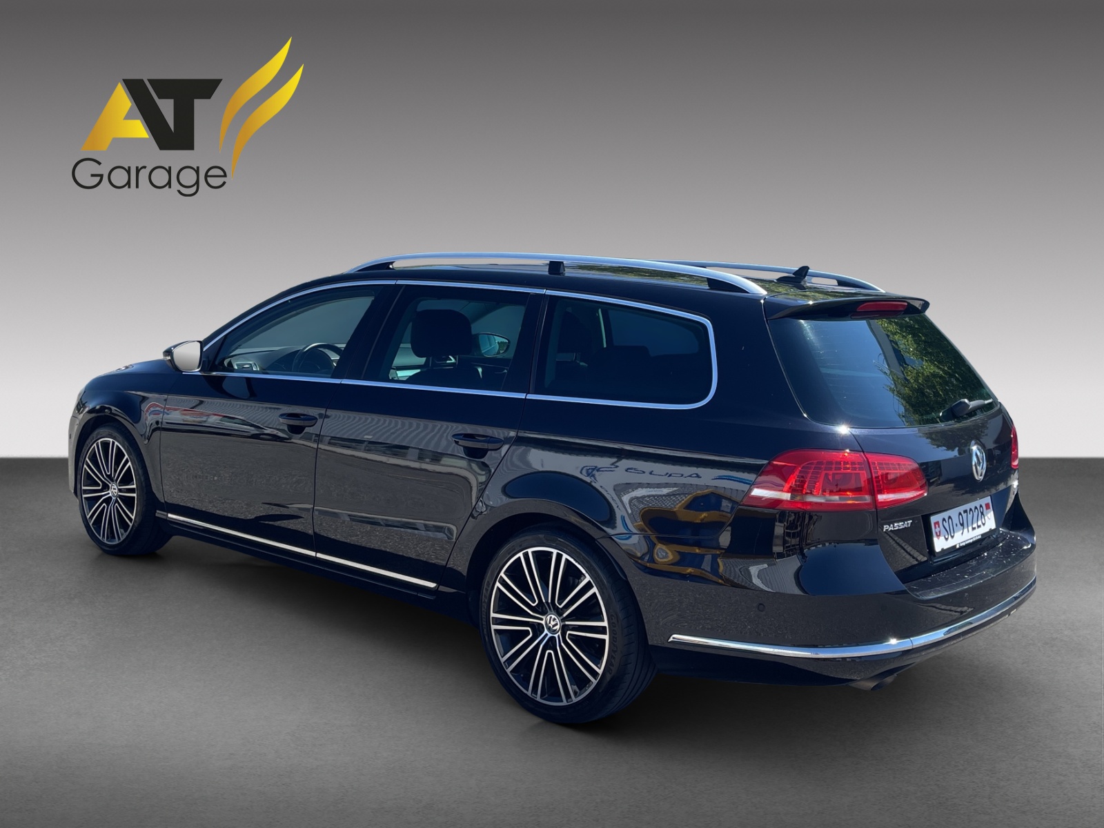 VW Passat Variant 2.0 TDI BMT Highline 4MDSG-image-3