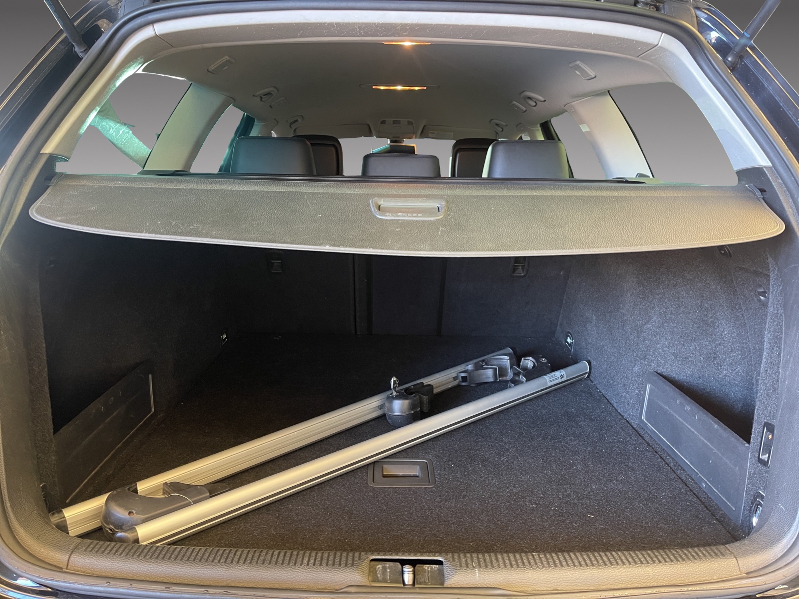 VW Passat Variant 2.0 TDI BMT Highline 4MDSG-image-14