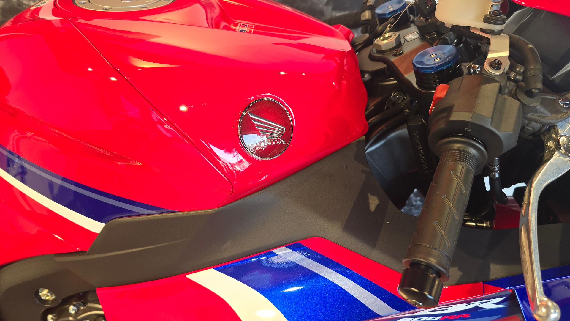 HONDA CBR 600 RR-image-5