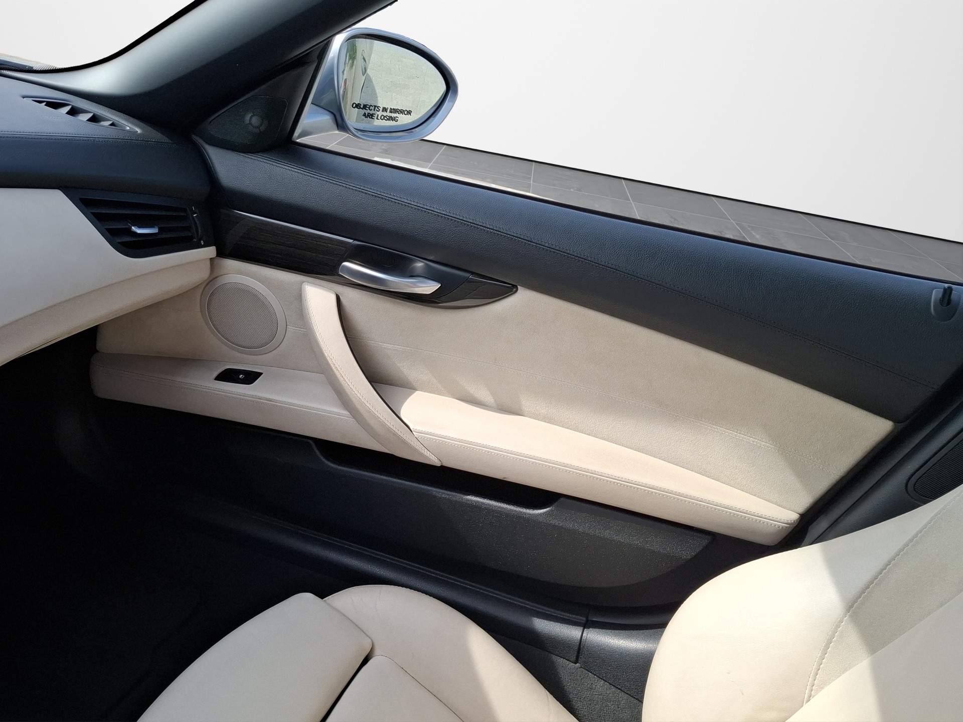 BMW Z4 sDrive35i DKG-image-10