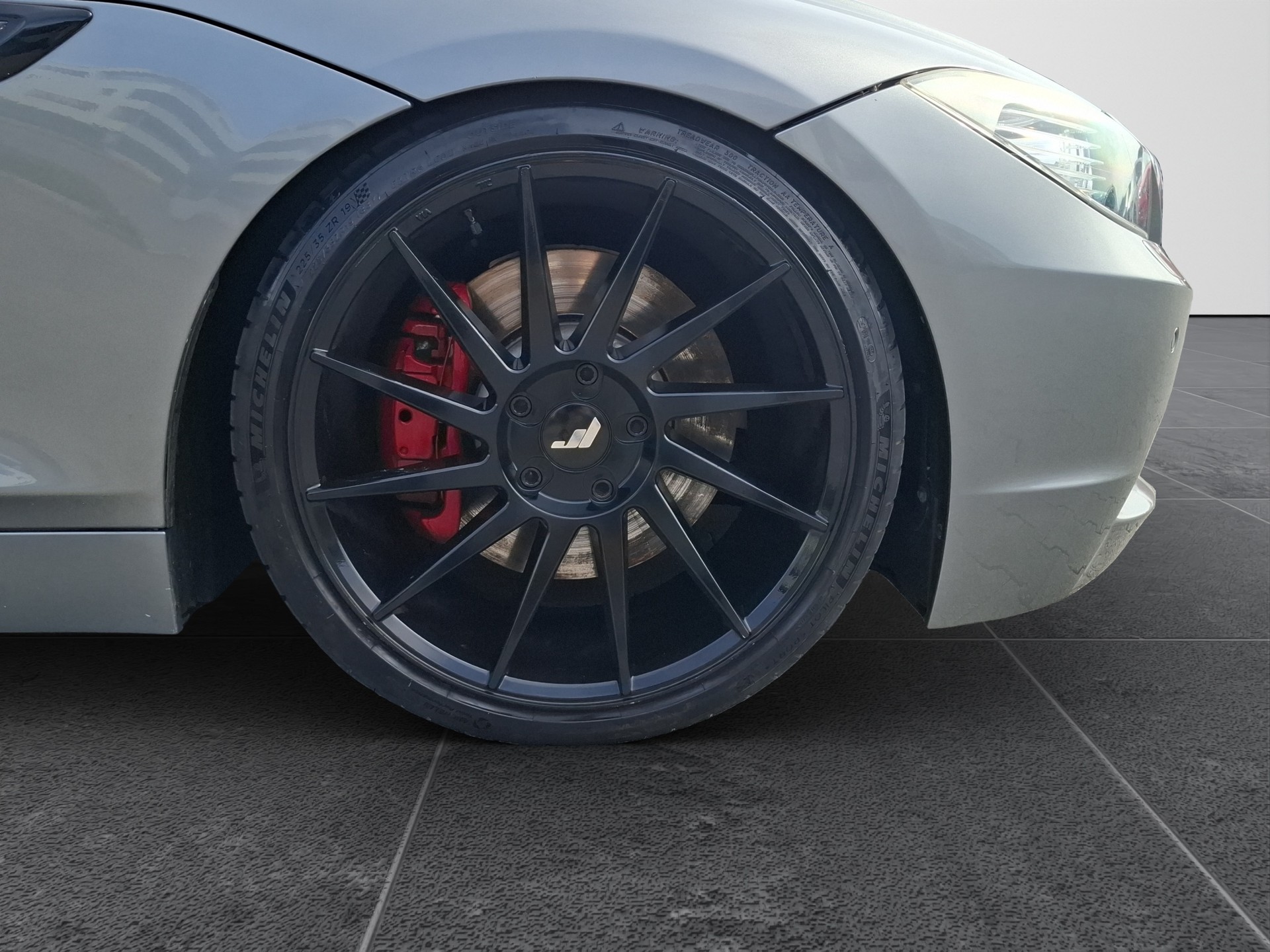 BMW Z4 sDrive35i DKG-image-12